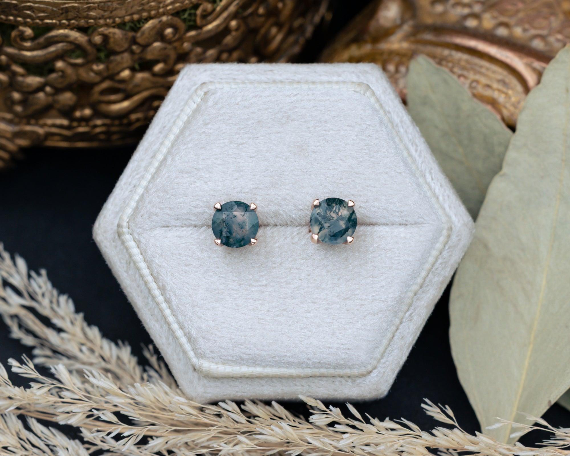 ROUND MOSS AGATE STUD EARRINGS IN 14K GOLD