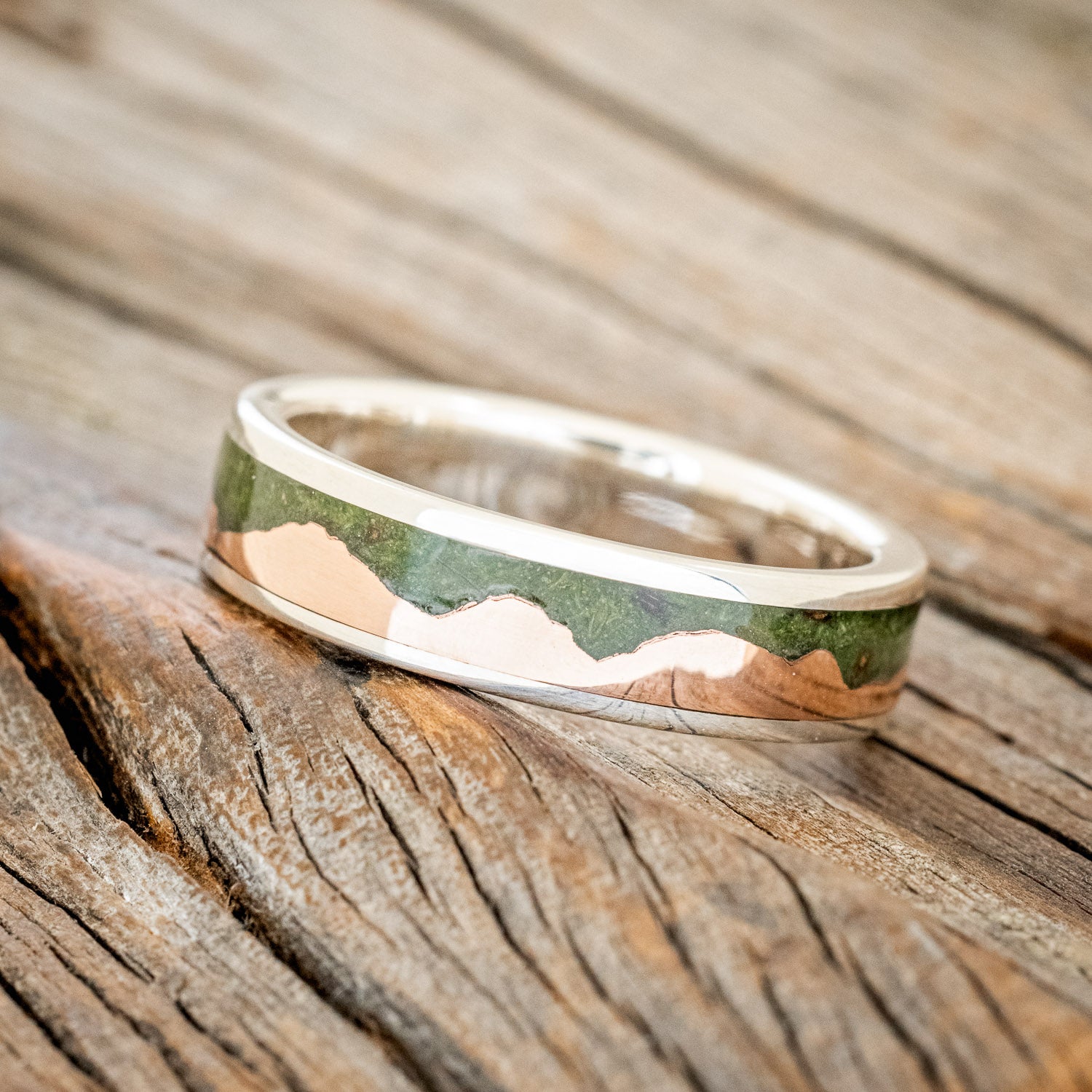 "HELIOS" - MOSS & 14K GOLD MOUNTAIN RANGE WEDDING BAND-11
