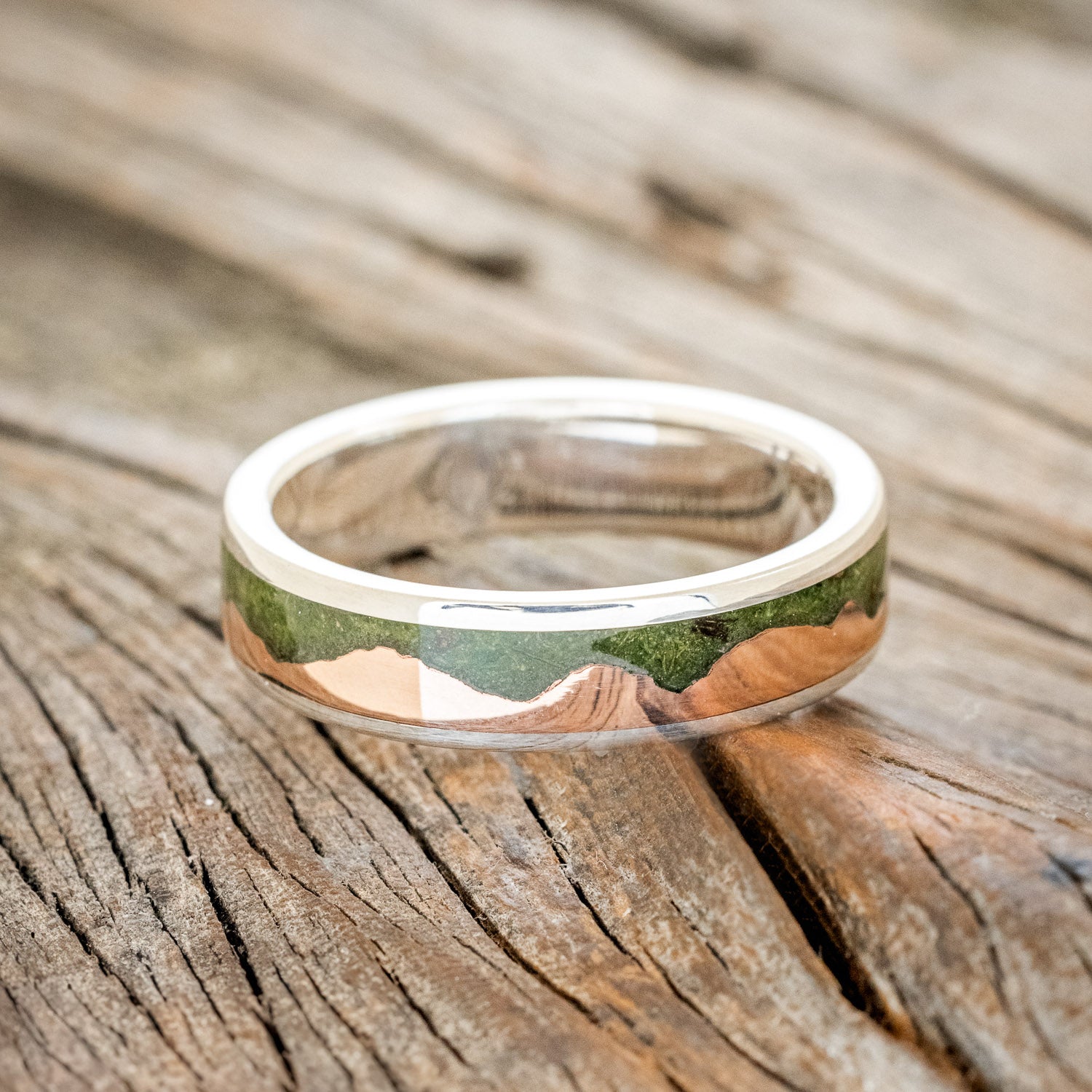 "HELIOS" - MOSS & 14K GOLD MOUNTAIN RANGE WEDDING BAND-12