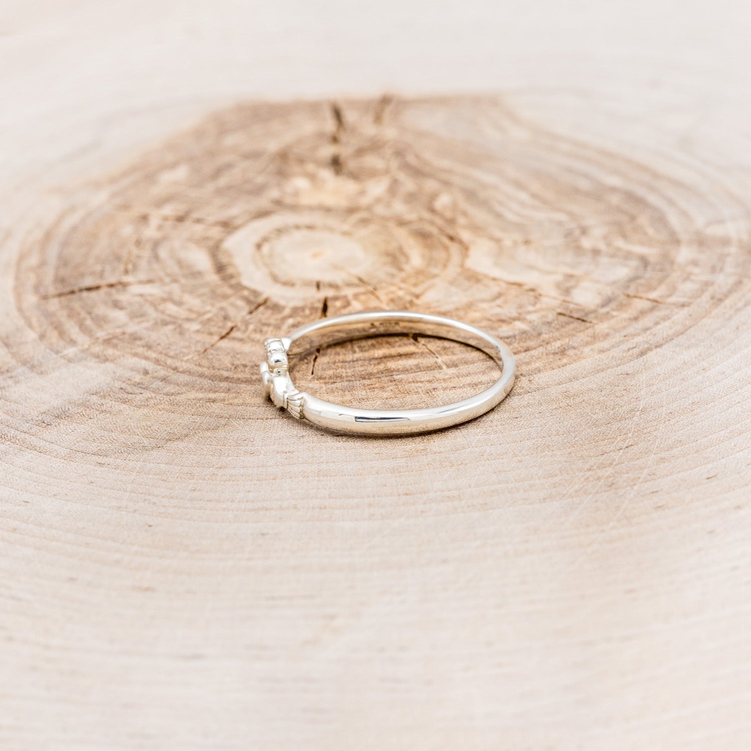 SOLID 14K GOLD CLADDAGH RING