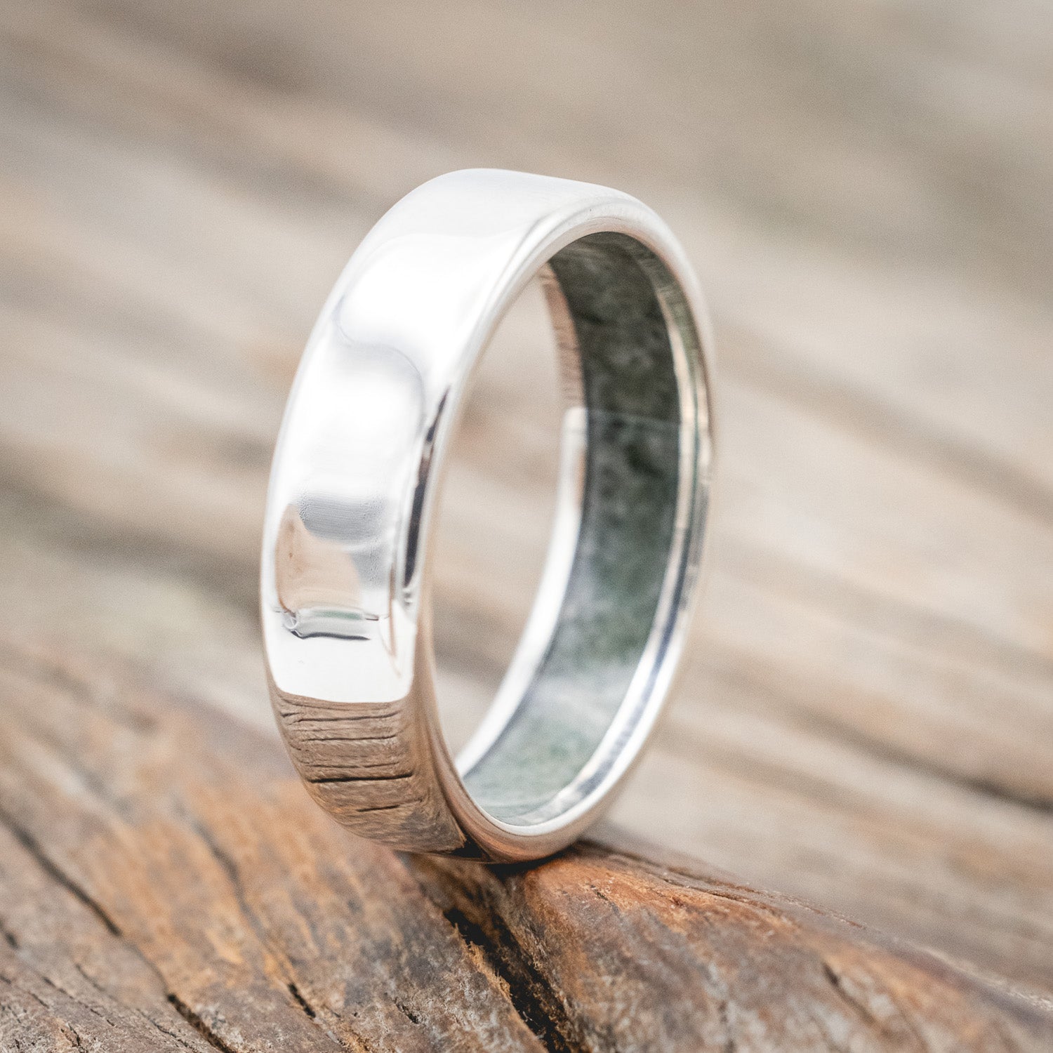 CRUSHED MOSS AGATE LINED WEDDING BAND-Staghead Designs