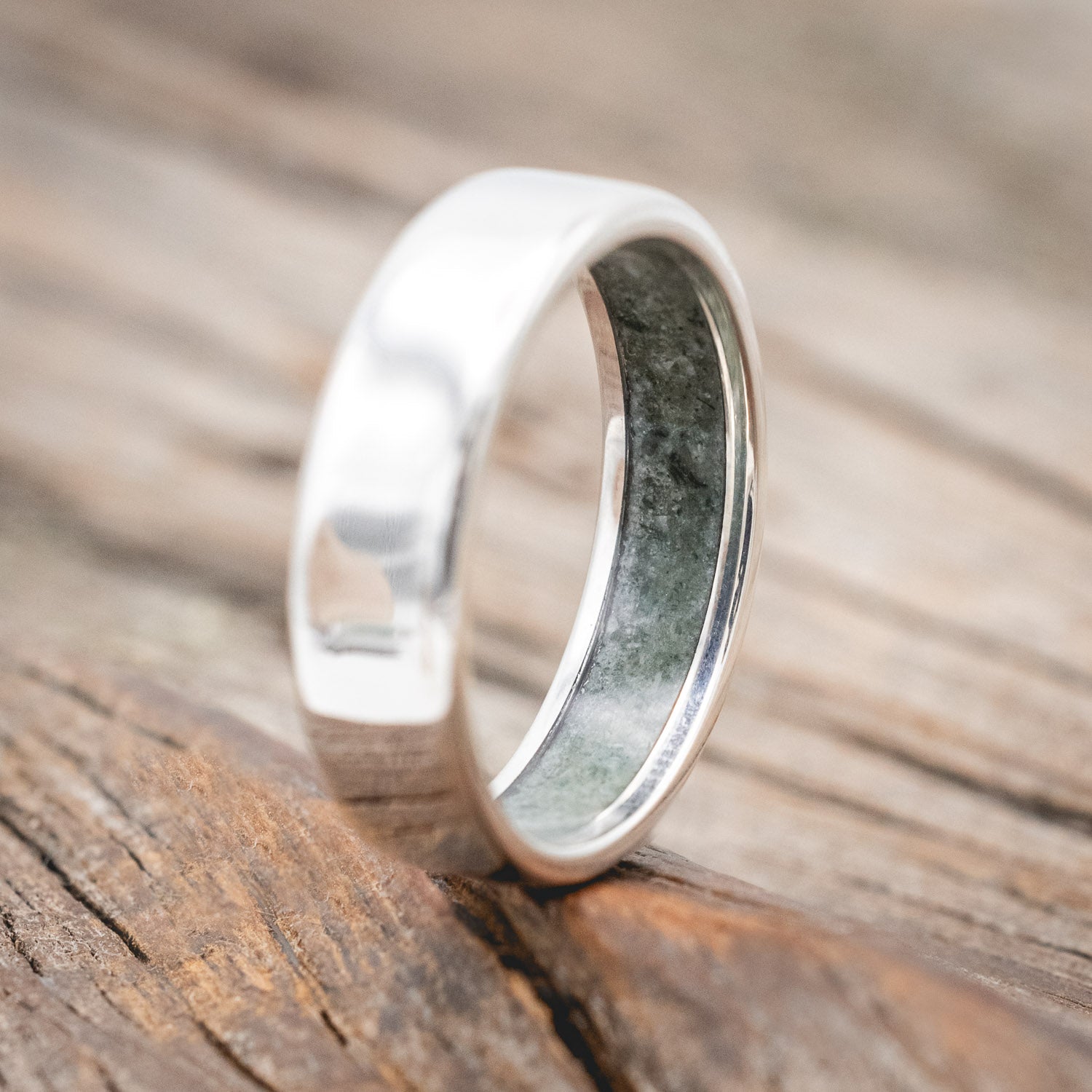 CRUSHED MOSS AGATE LINED WEDDING BAND-Staghead Designs