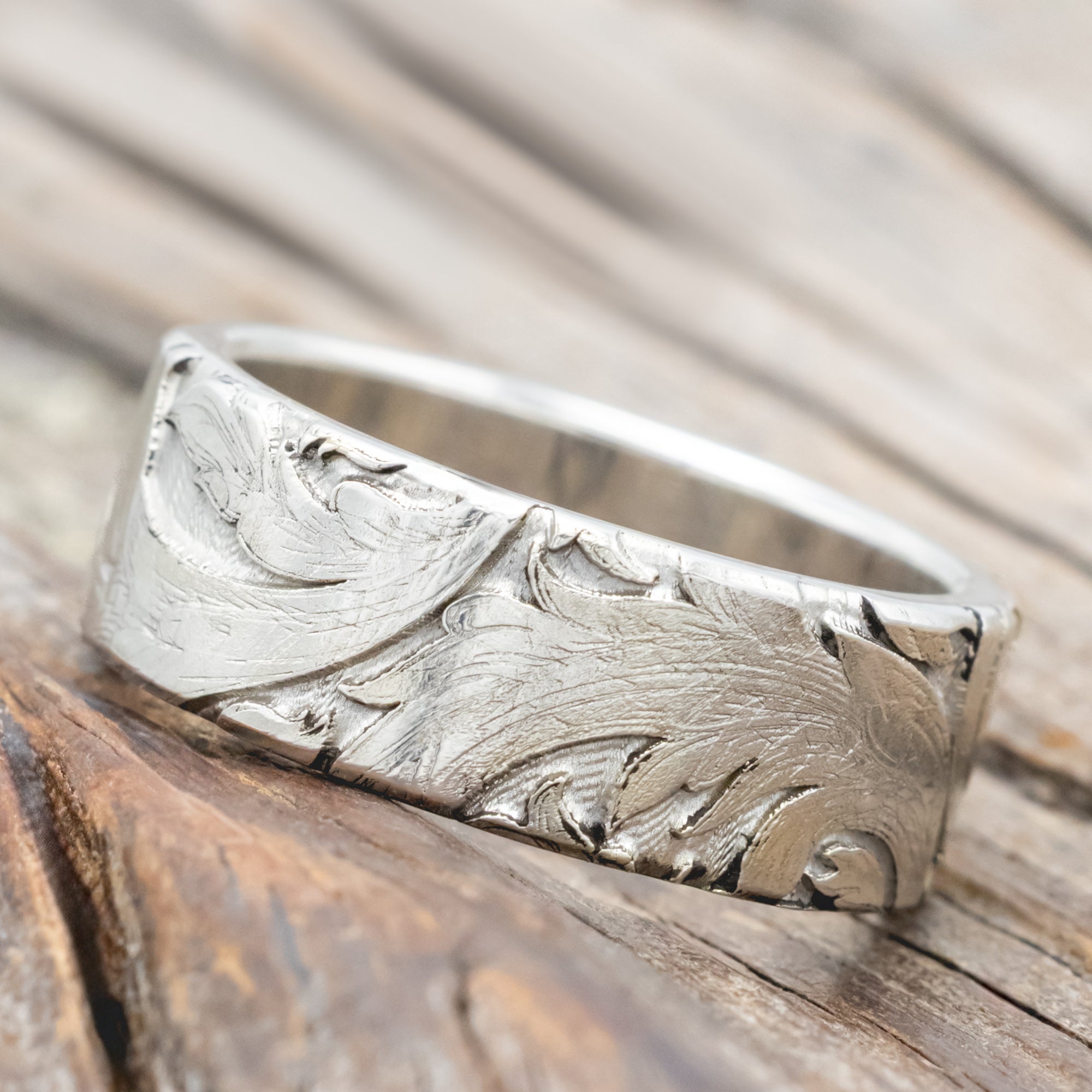 "FIELDER" - 3D ENGRAVED BOTANICAL-INSPIRED WEDDING BAND-Staghead Designs