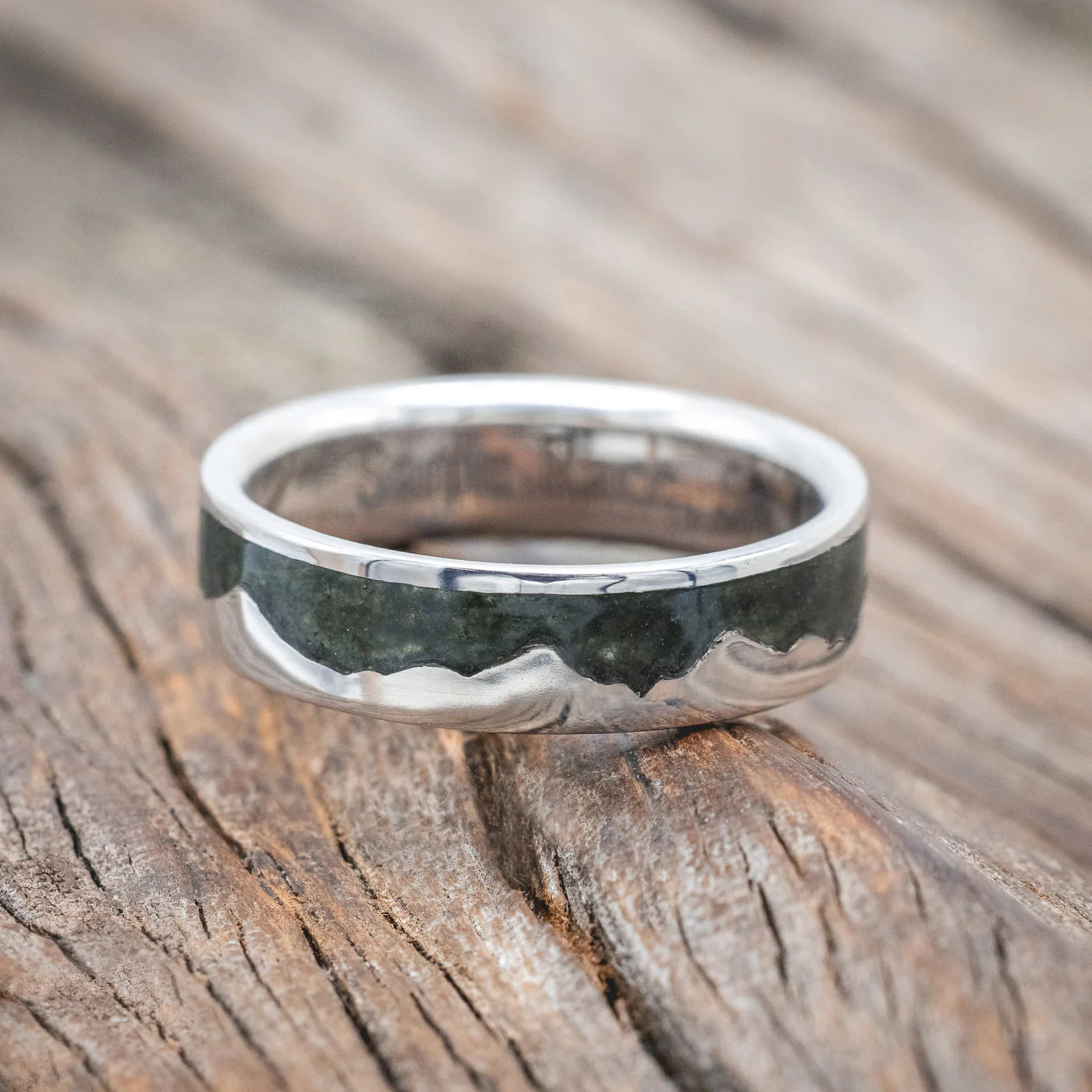 "HELIOS" - CRUSHED MOSS AGATE MOUNTAIN RANGE WEDDING BAND - SILVER (6MM) - SIZE 9 1/2-Staghead Designs