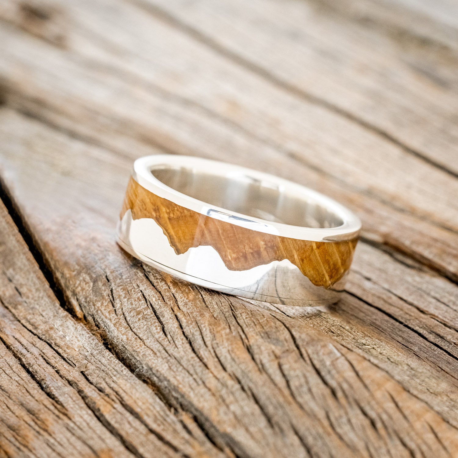 "HELIOS" - WHISKEY BARREL OAK & SILVER MOUNTAIN RANGE WEDDING BAND-14