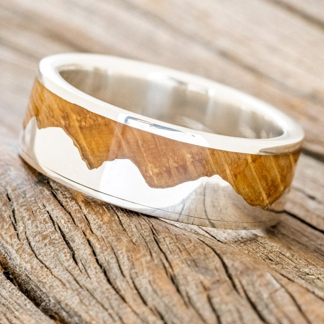 "HELIOS" - WHISKEY BARREL OAK & SILVER MOUNTAIN RANGE WEDDING BAND-14