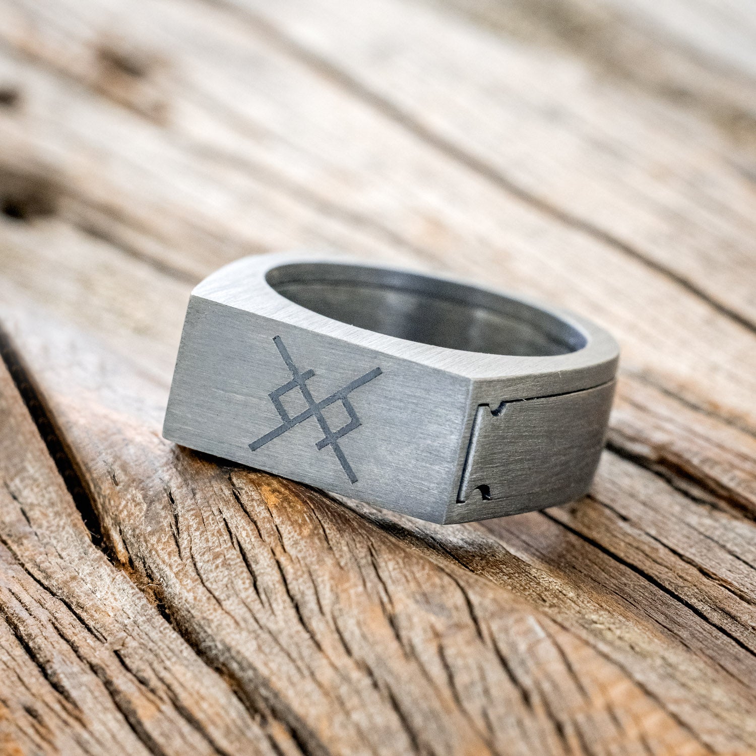 "HEMLOCK" - RUNE ENGRAVED SILVER POISON RING WITH A DARKNESS TREATMENT FINISH-2