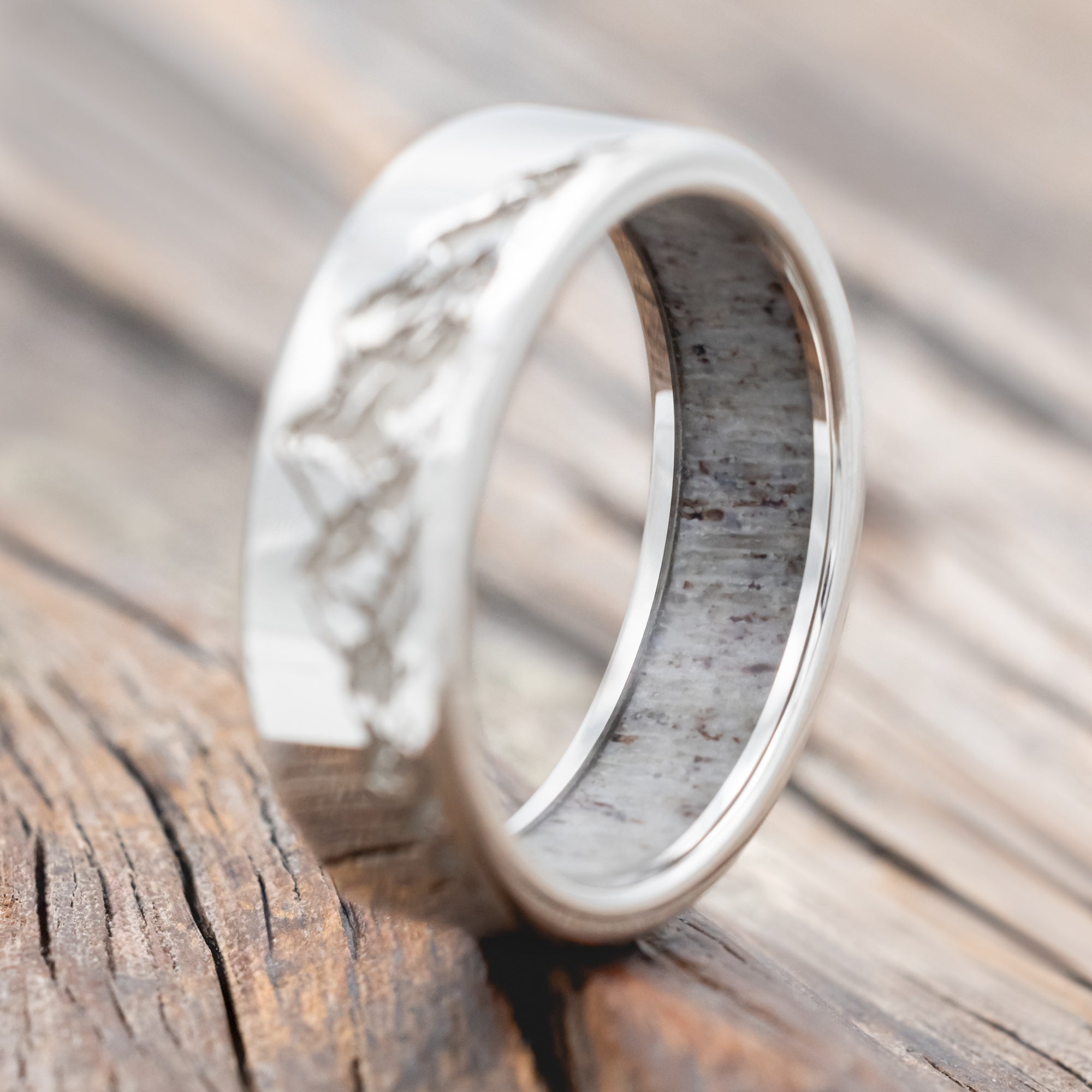 "HORIZON" - MOUNTAIN ENGRAVED WEDDING BAND WITH CUSTOM LINING-Staghead Designs