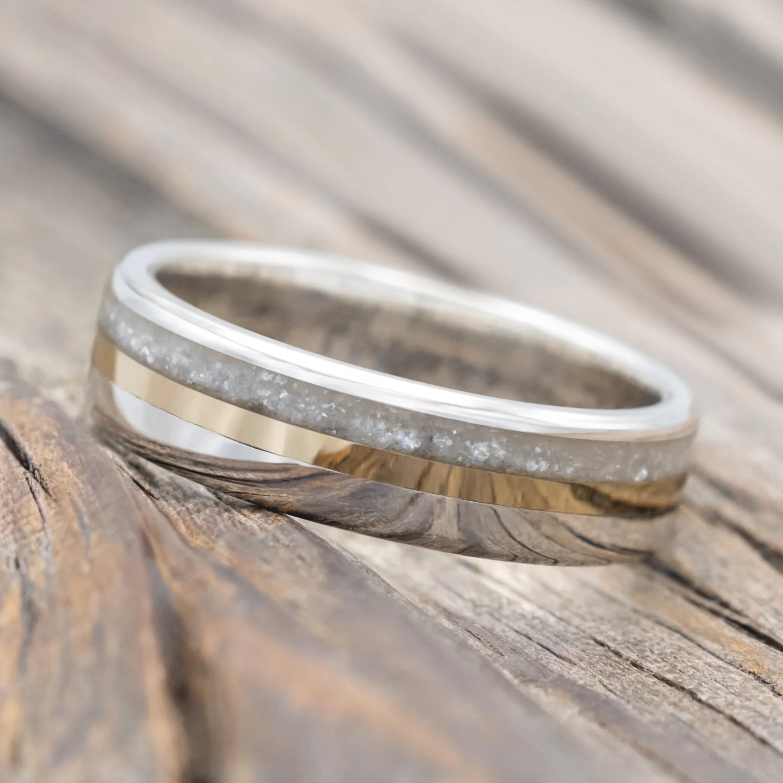 "Tanner" - Diamond Dust & 14K Yellow Gold Inlay Wedding Band - Silver (6mm) - Size 11