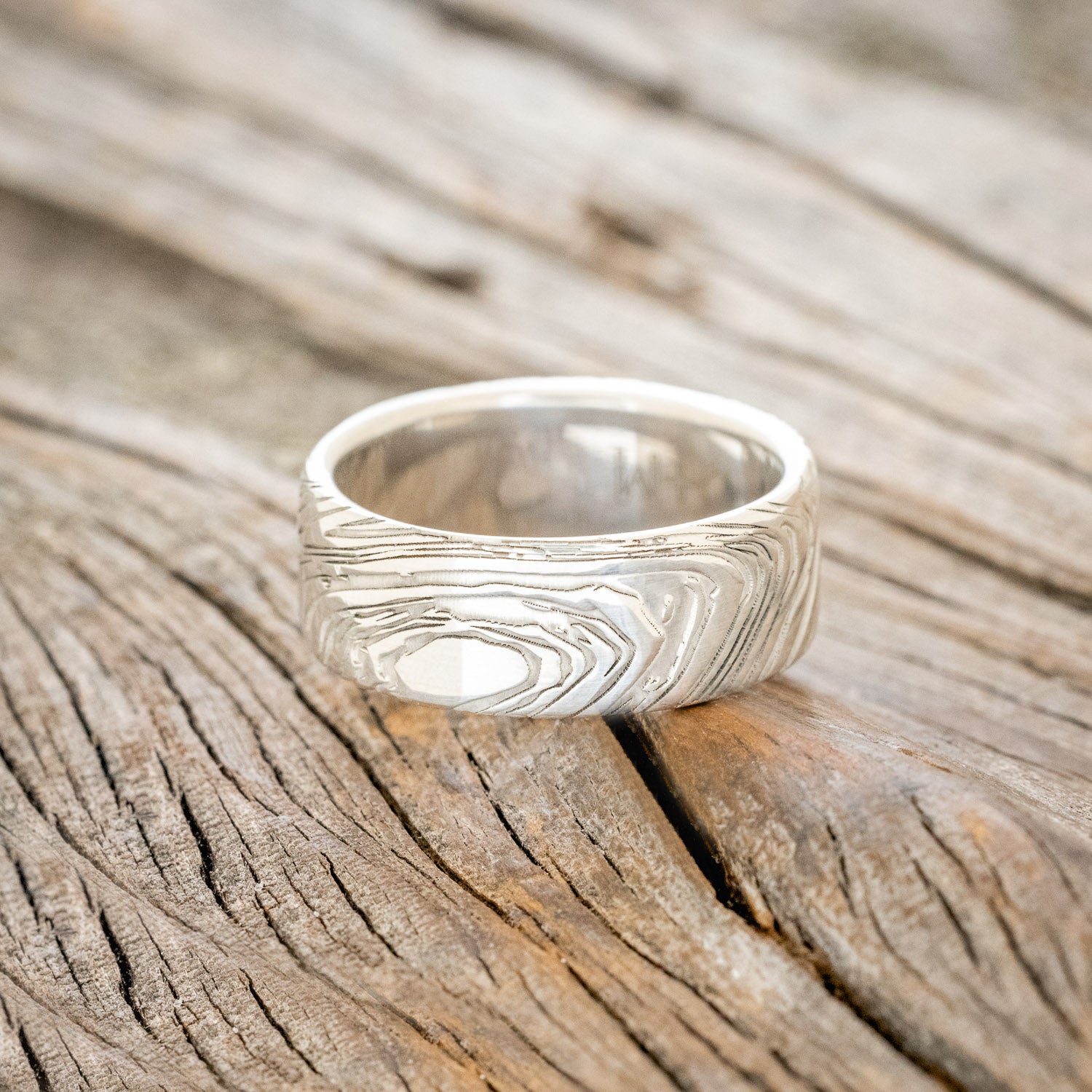 WOODGRAIN PATTERN WEDDING BAND-10