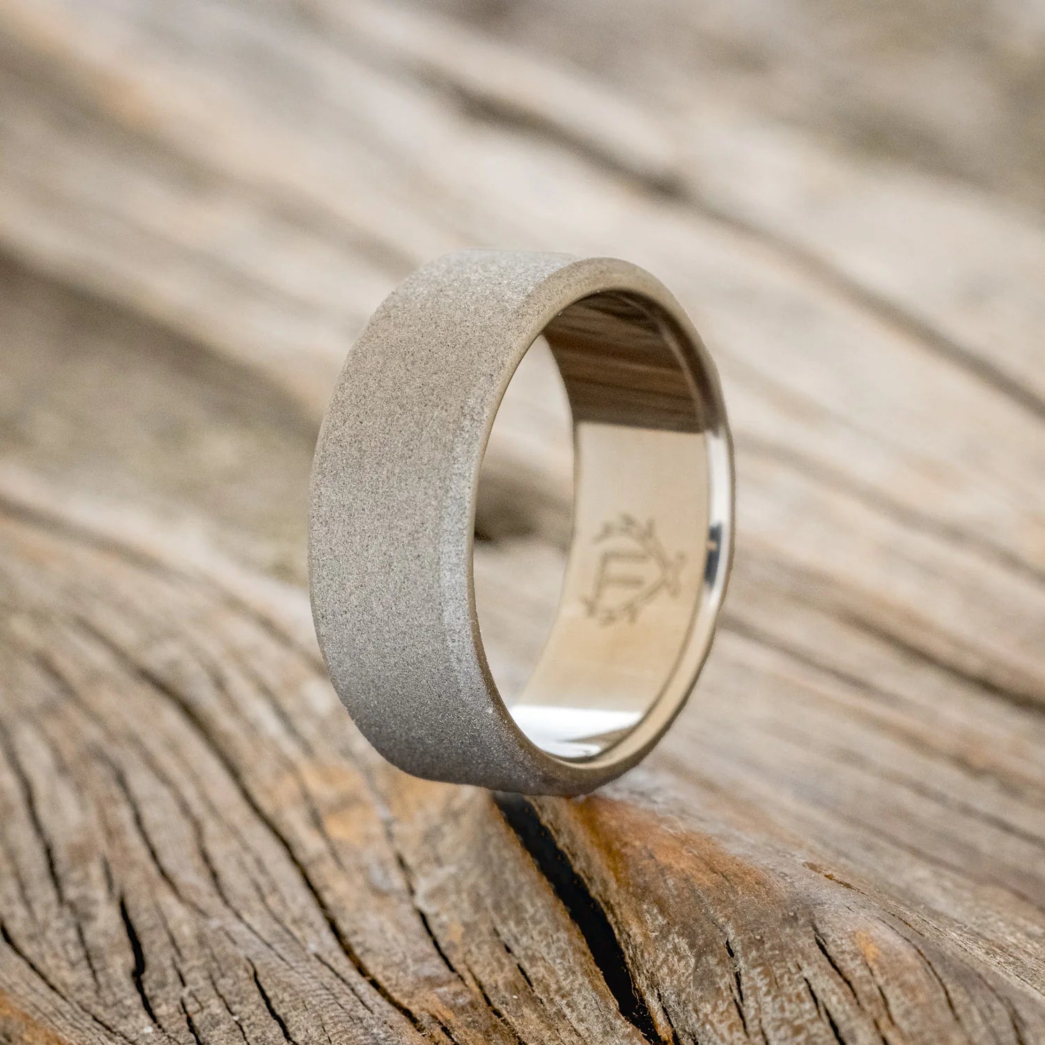 SOLID METAL SANDBLASTED WEDDING RING - TITANIUM - SIZE 8-1