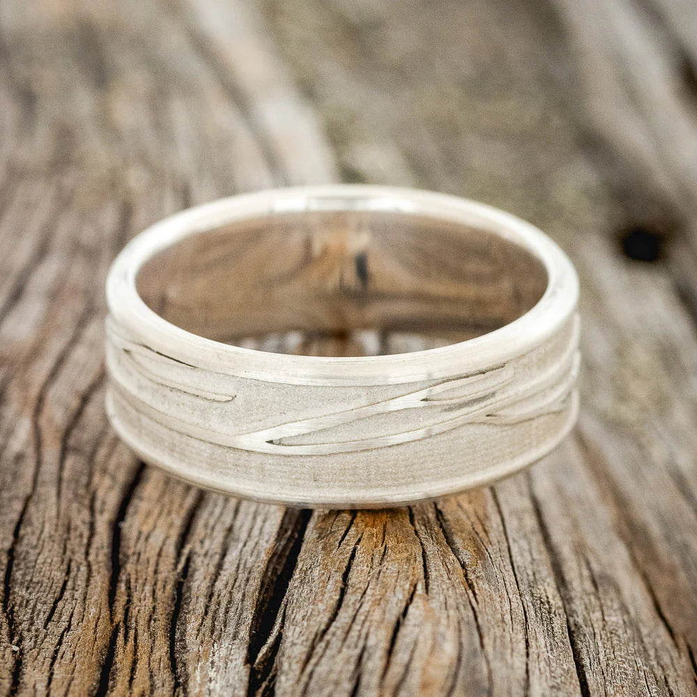 "Legacy" - Channel Embossed Branches Wedding Band - Silver (8MM) - Size 7
