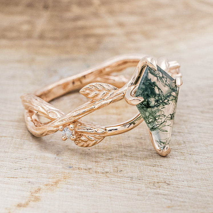 MATCHING SET OF "ARTEMIS ON THE VINE" MOSS AGATE & MEN'S "ARTEMIS" MOSS INLAY WEDDING RINGS-3