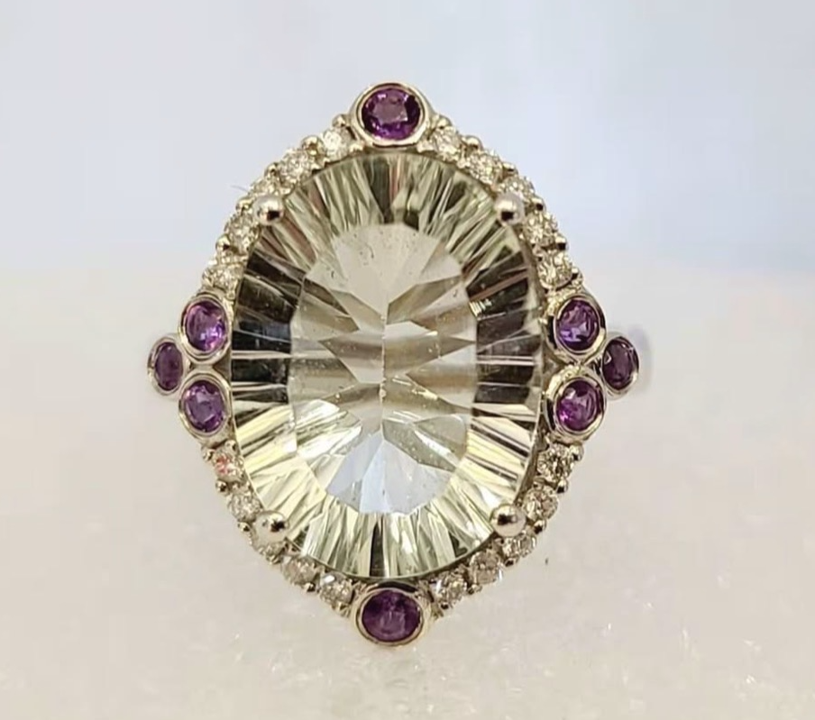 Custom Listing for Sarah L