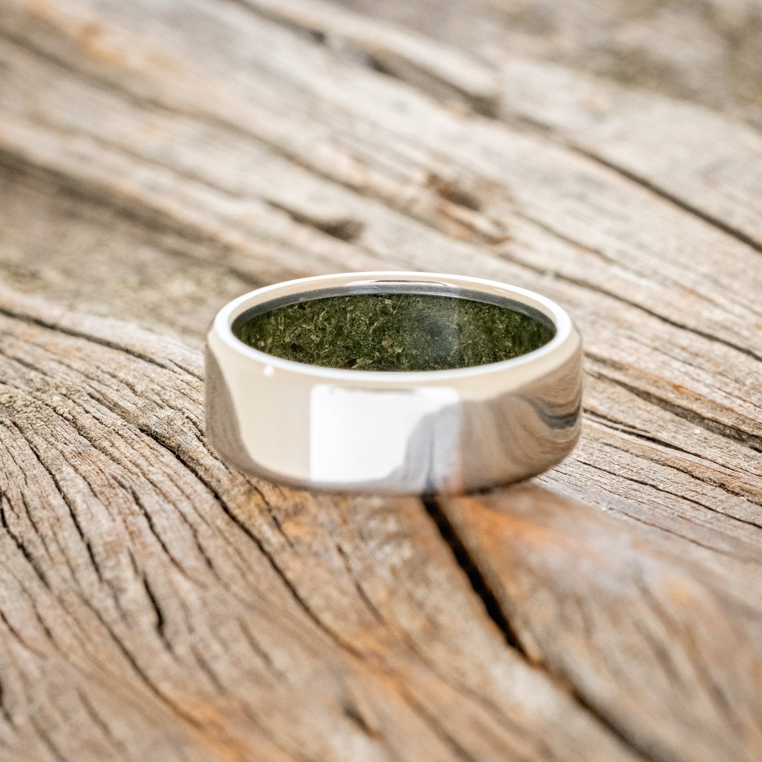 MOSS LINED WEDDING BAND-6