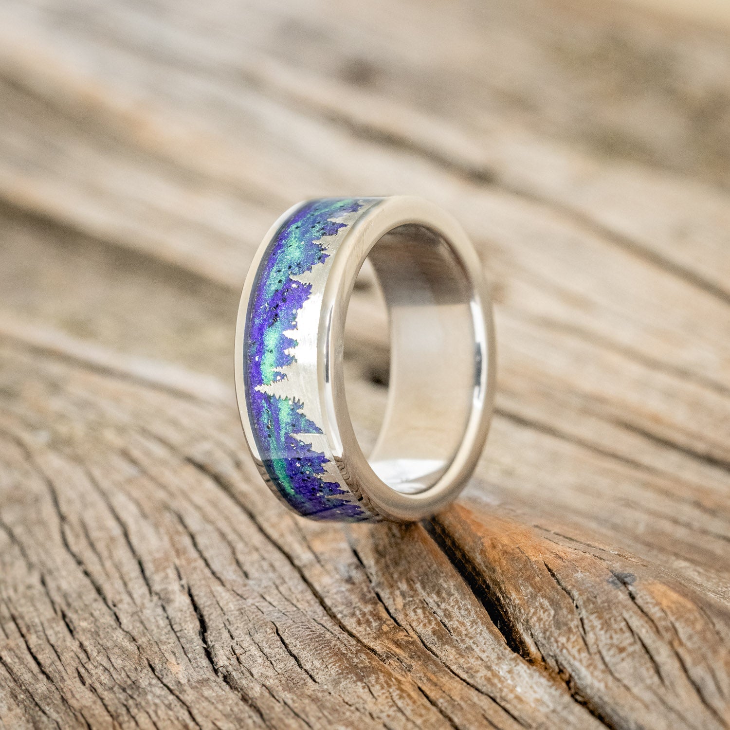 "BOREALIS" - SILVER TREES ENGRAVED WEDDING RING WITH GLOW IN THE DARK NORTHERN LIGHTS-4