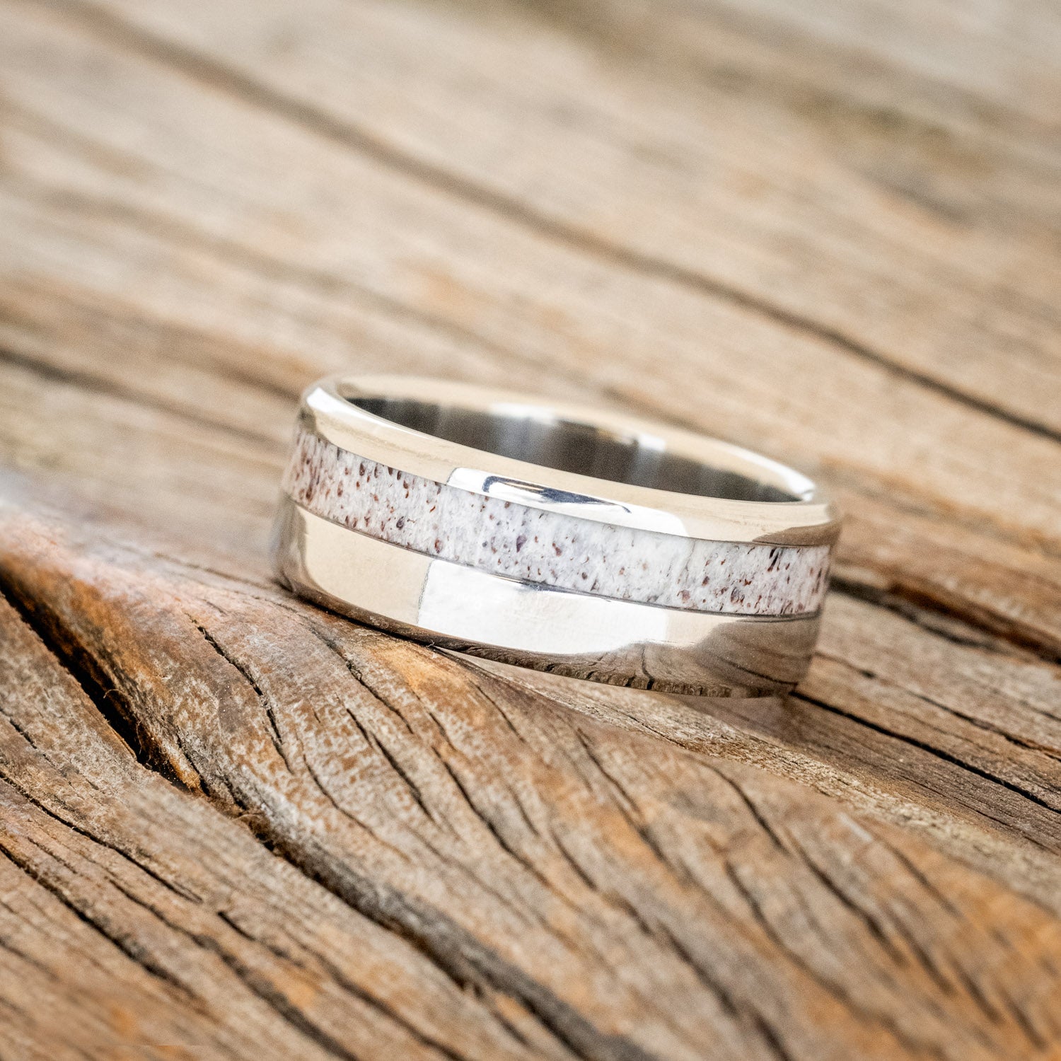 "CASTOR" - OFFSET ANTLER WEDDING RING-2