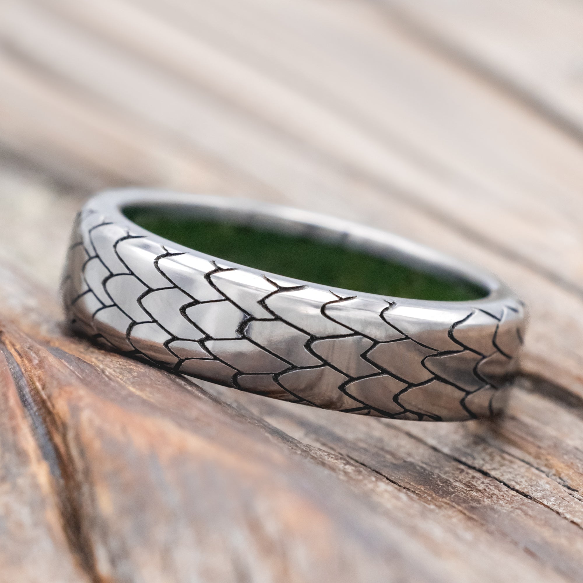 "ECHO" - DRAGON SCALE WEDDING RING FEATURING A MOSS LINED BAND-Staghead Designs