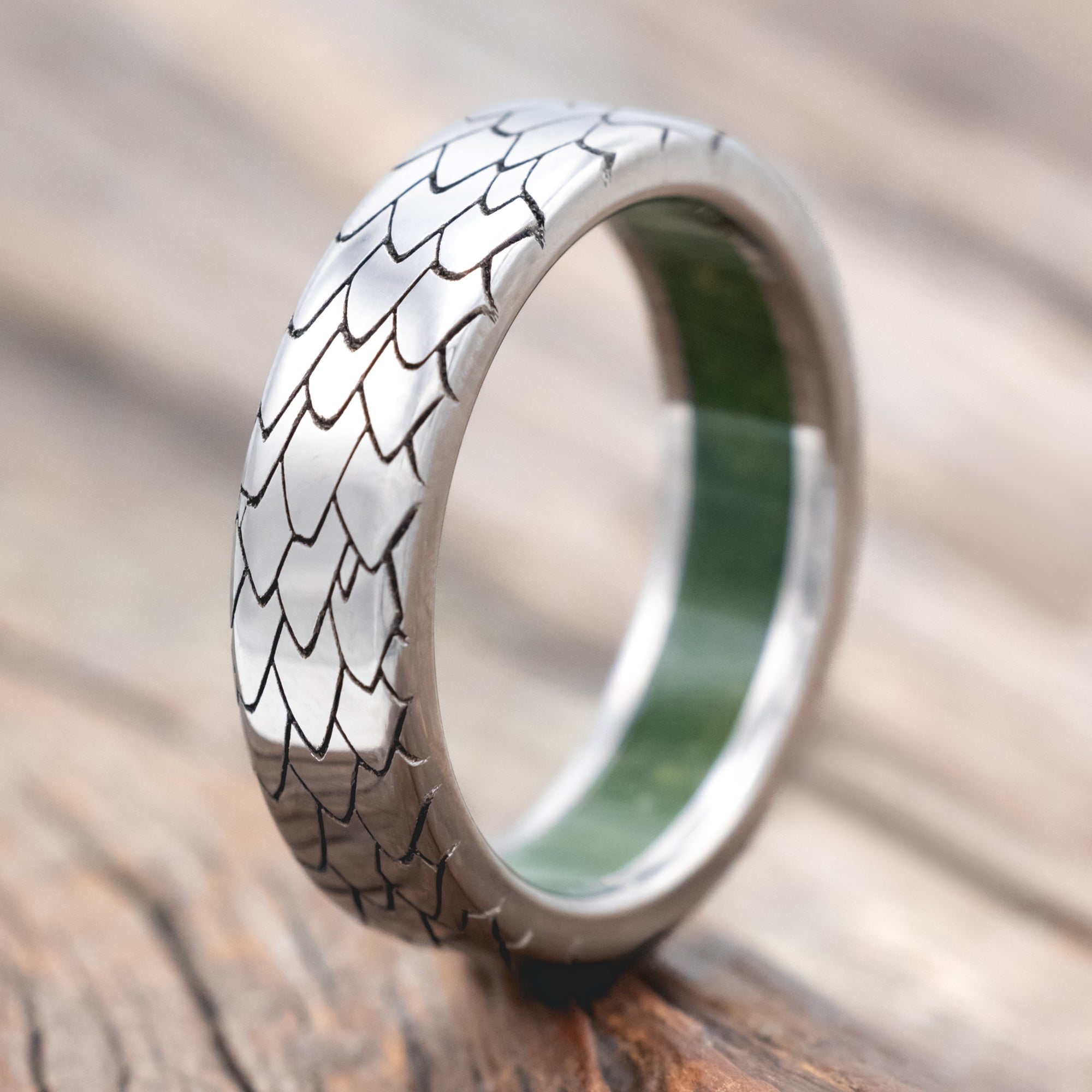 "ECHO" - DRAGON SCALE WEDDING RING FEATURING A MOSS LINED BAND-Staghead Designs