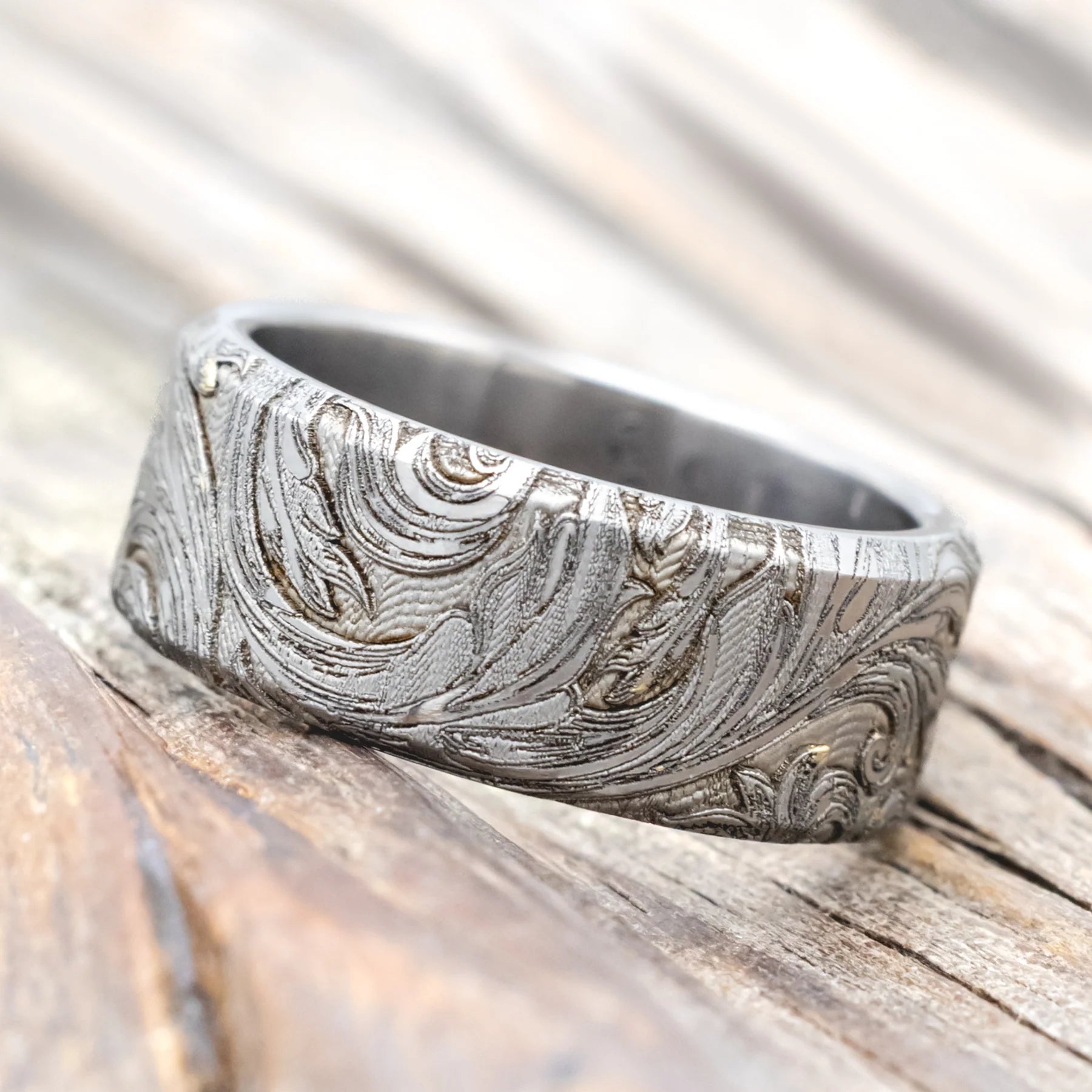"Fielder" - 3D Engraved Botanical-Inspired Wedding Band - Titanium - Size 9 1/2