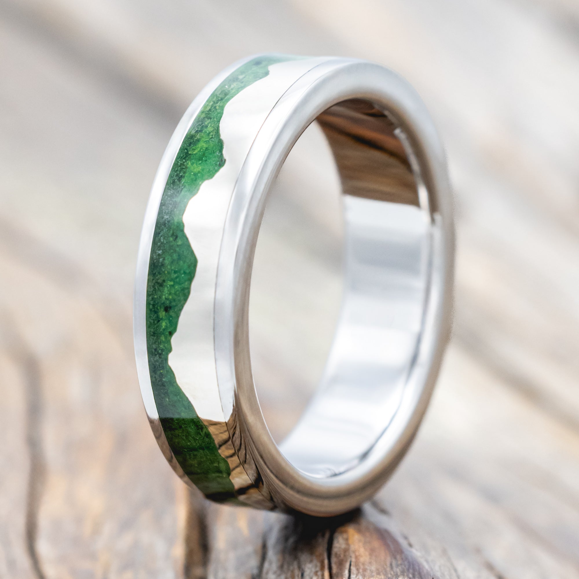 "HELIOS" - MOSS & 14K GOLD MOUNTAIN RANGE WEDDING BAND-Staghead Designs