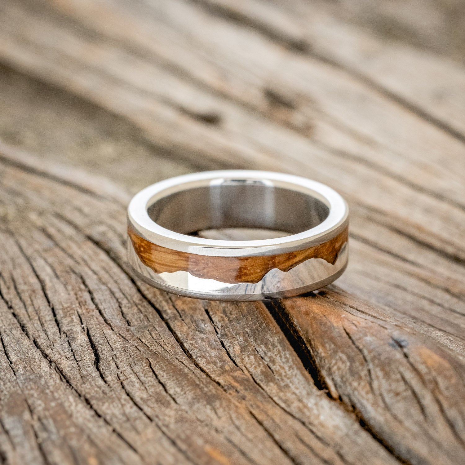 "HELIOS" - WHISKEY BARREL OAK & SILVER MOUNTAIN RANGE WEDDING BAND-3