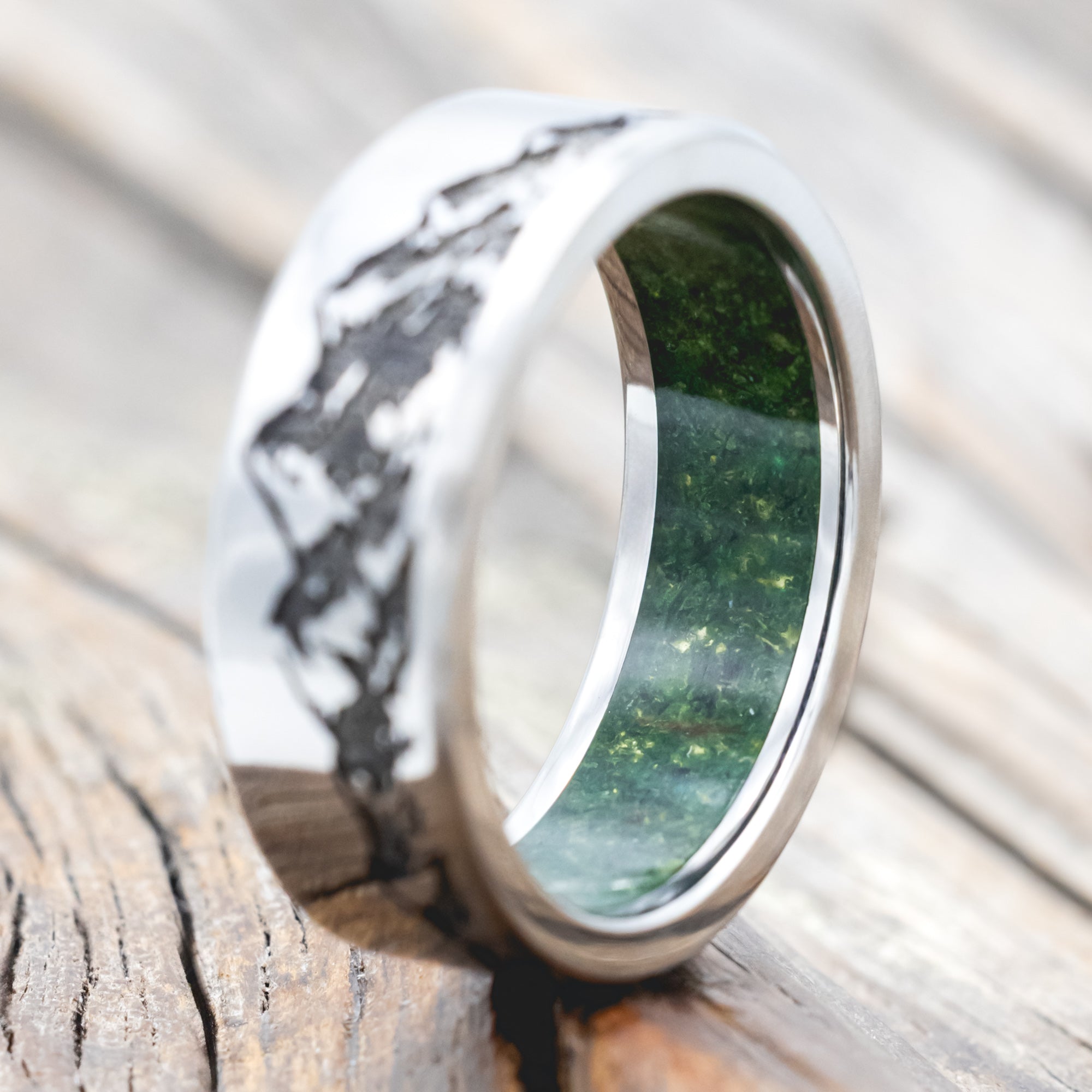 "HORIZON" - MOUNTAIN ENGRAVED WEDDING BAND WITH CUSTOM LINING-Staghead Designs