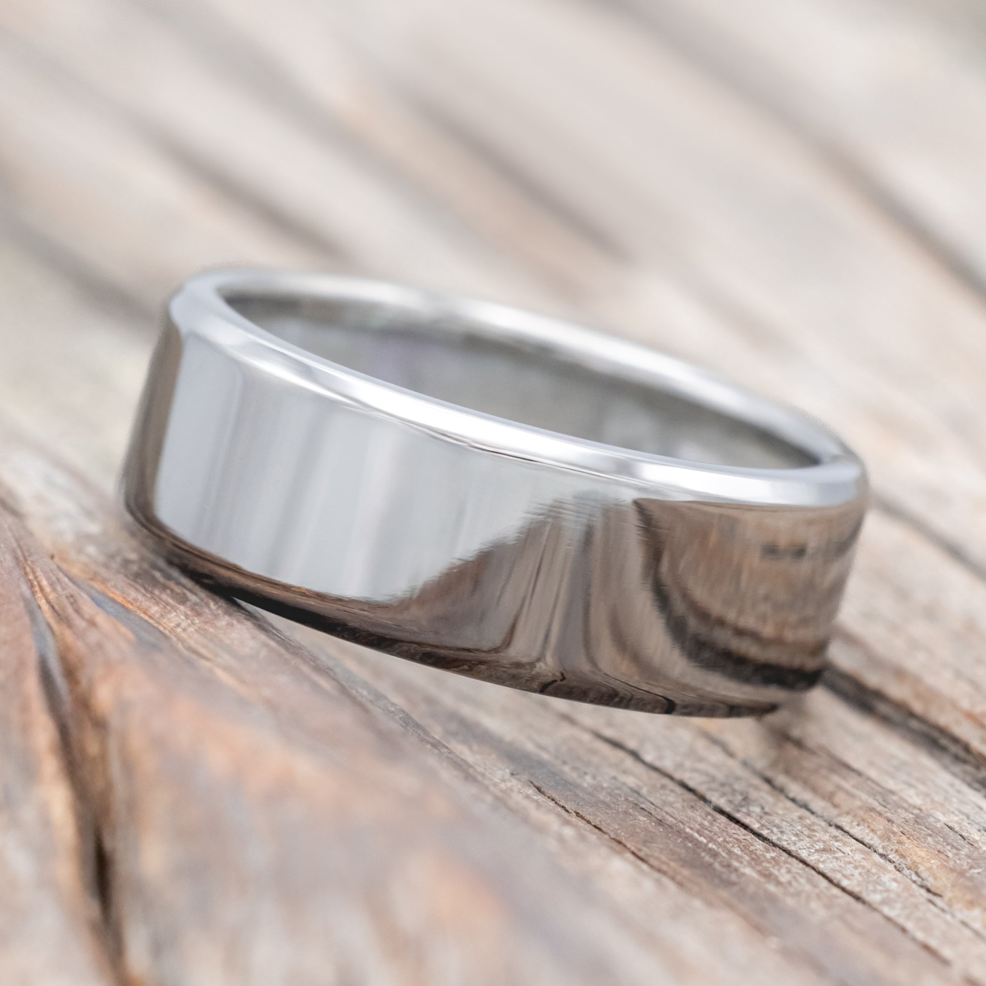 MOTHER OF PEARL LINED WEDDING RING-Staghead Designs