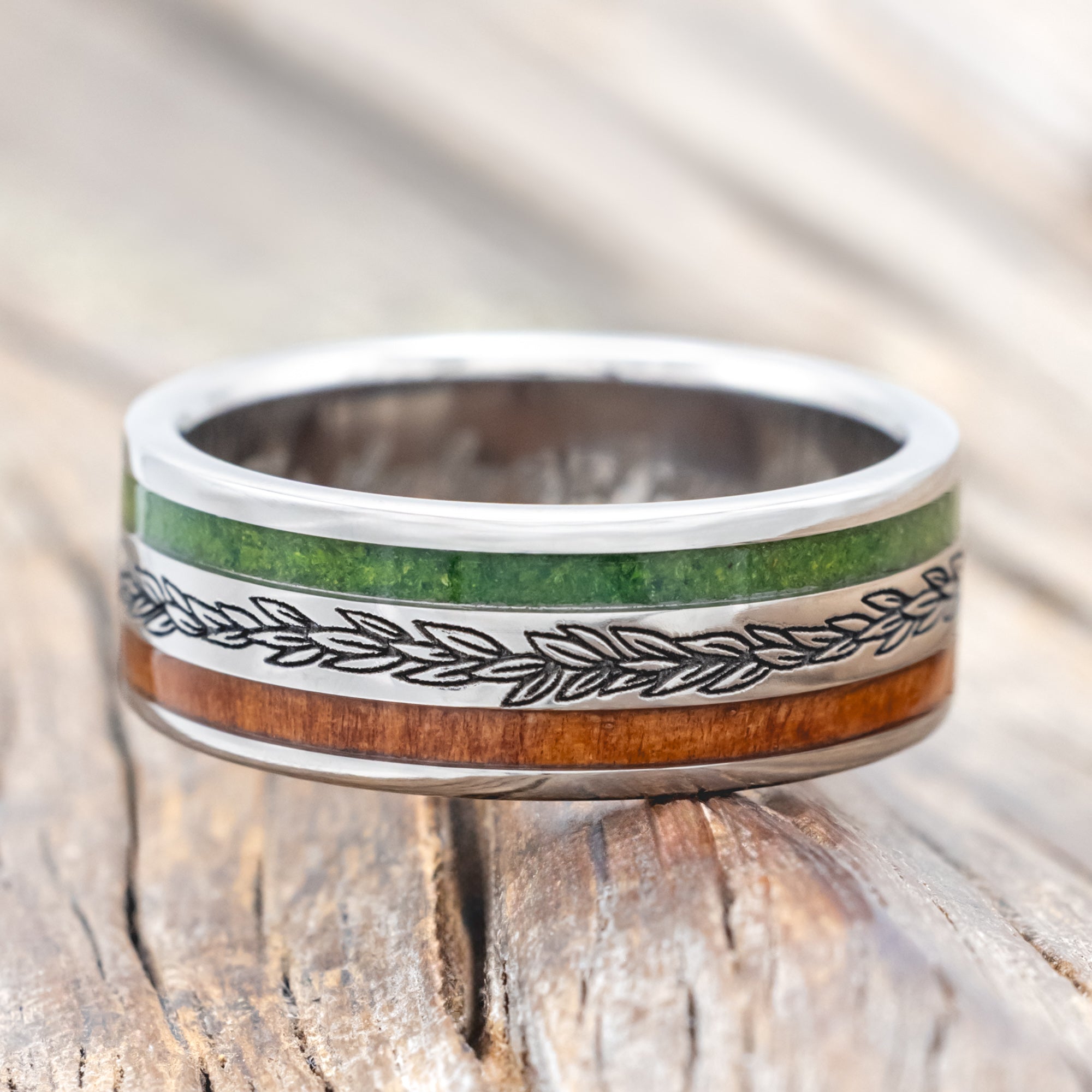 "RYDER" - LAUREL ENGRAVED WEDDING RING WITH REDWOOD & MOSS-Staghead Designs