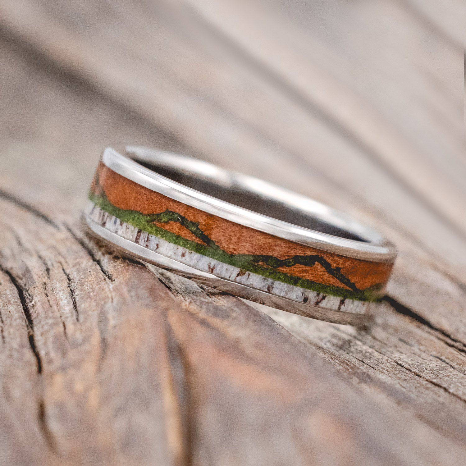"THE EXPEDITION" - MOUNTAIN ENGRAVED WEDDING RING WITH REDWOOD, MOSS & ANTLER-Staghead Designs