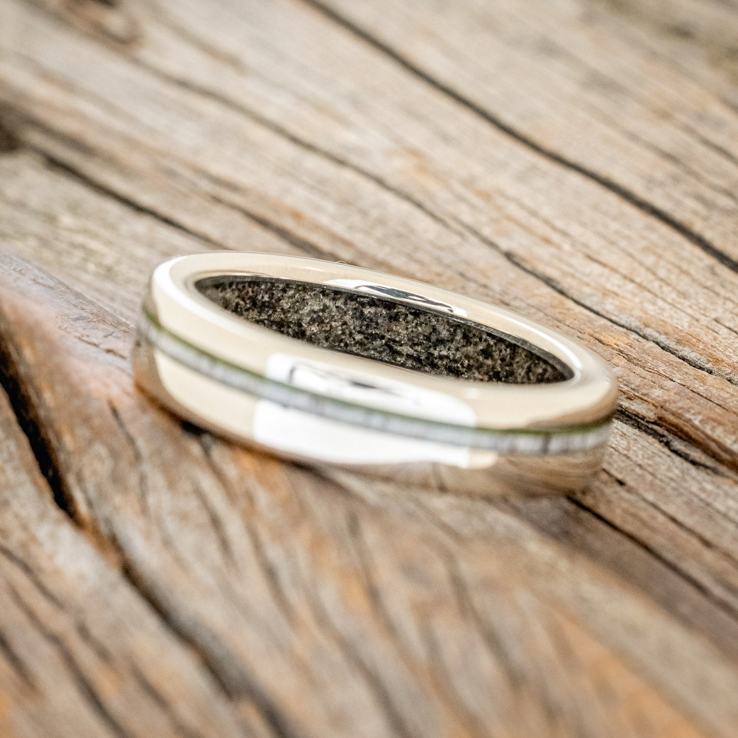 "VERTIGO" - MOSS & ANTLER INLAYS WITH SAND LINING WEDDING RING-5