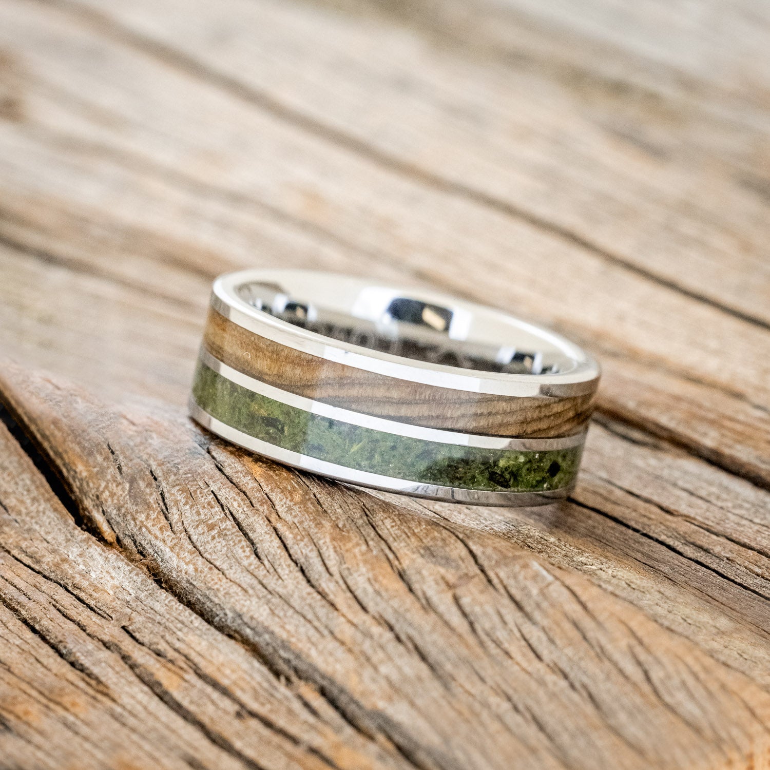 "DYAD" - MOSS & DRIFTWOOD WEDDING BAND-5