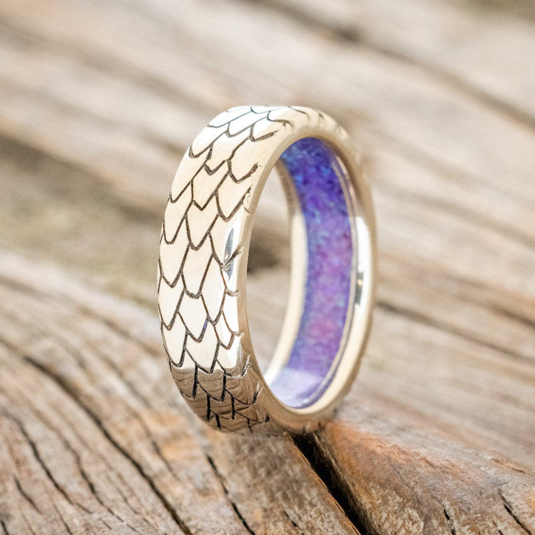"ECHO" - DRAGON SCALE WEDDING RING FEATURING A PURPLE OPAL LINED BAND-7