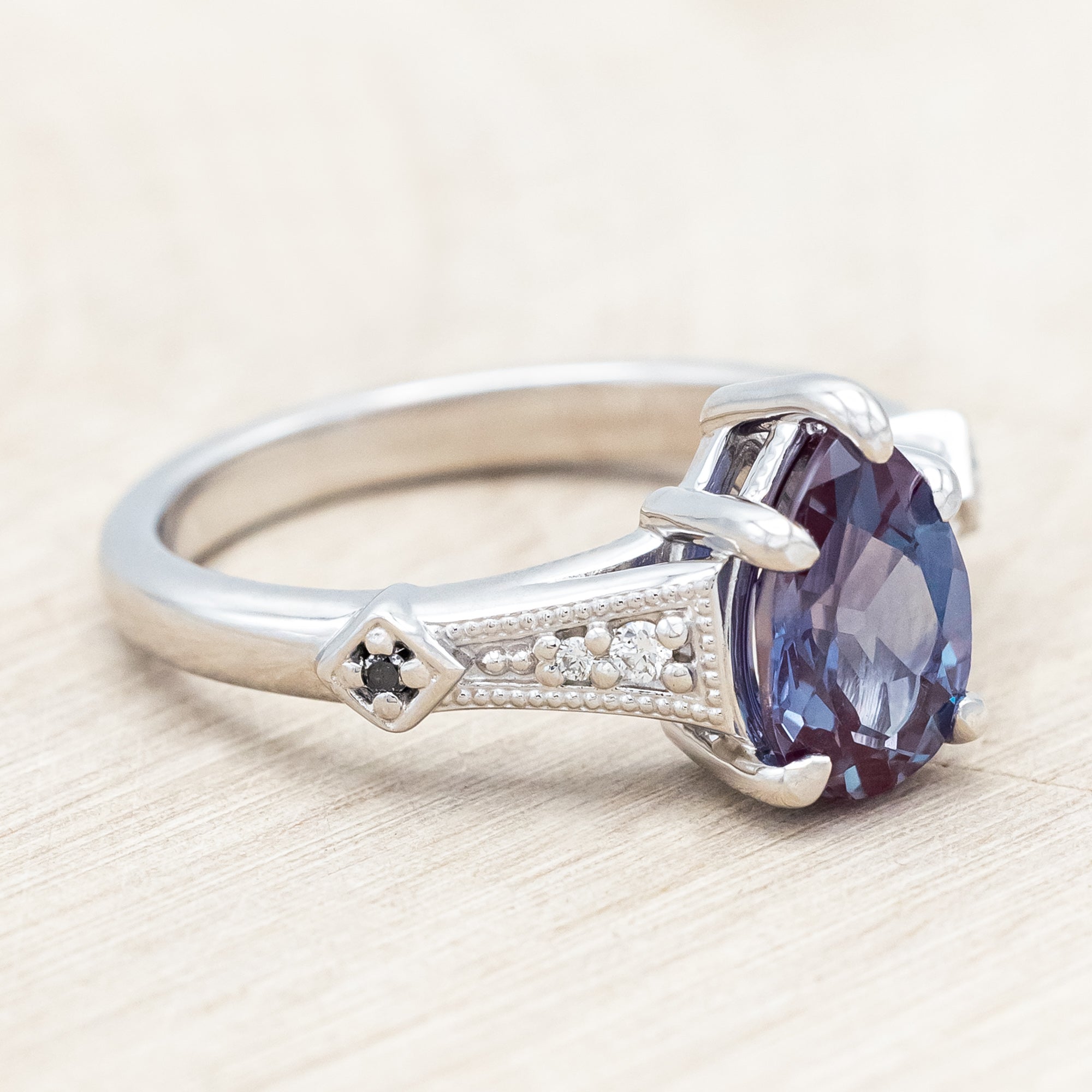 "ANNORA" - PEAR CUT LAB-GROWN ALEXANDRITE ENGAGEMENT RING WITH DIAMOND ACCENTS-Staghead Designs