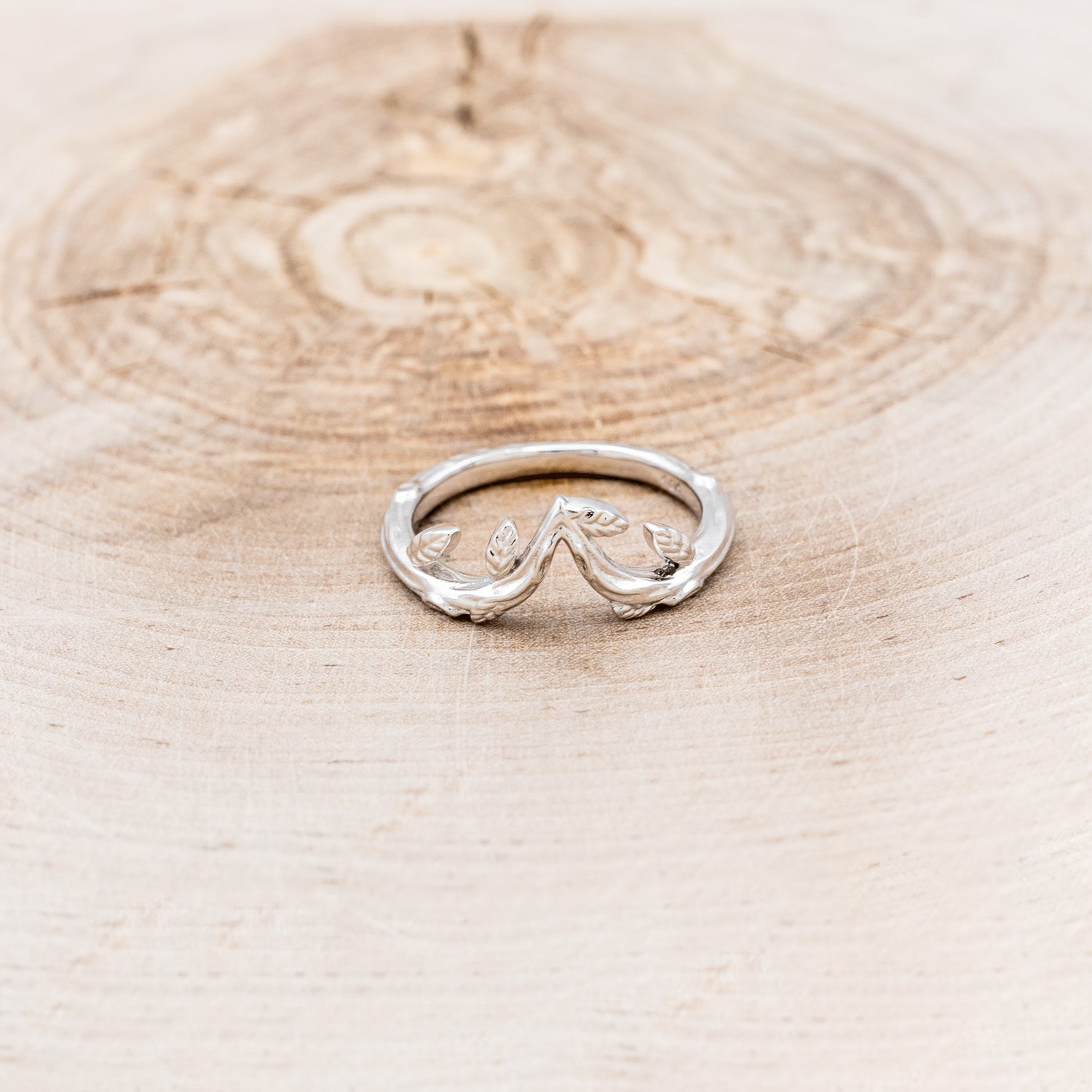 "MIRABEL" - BEZEL SET LAB-GROWN ALEXANDRITE ENGAGEMENT RING WITH BRANCH-STYLE TRACER-16