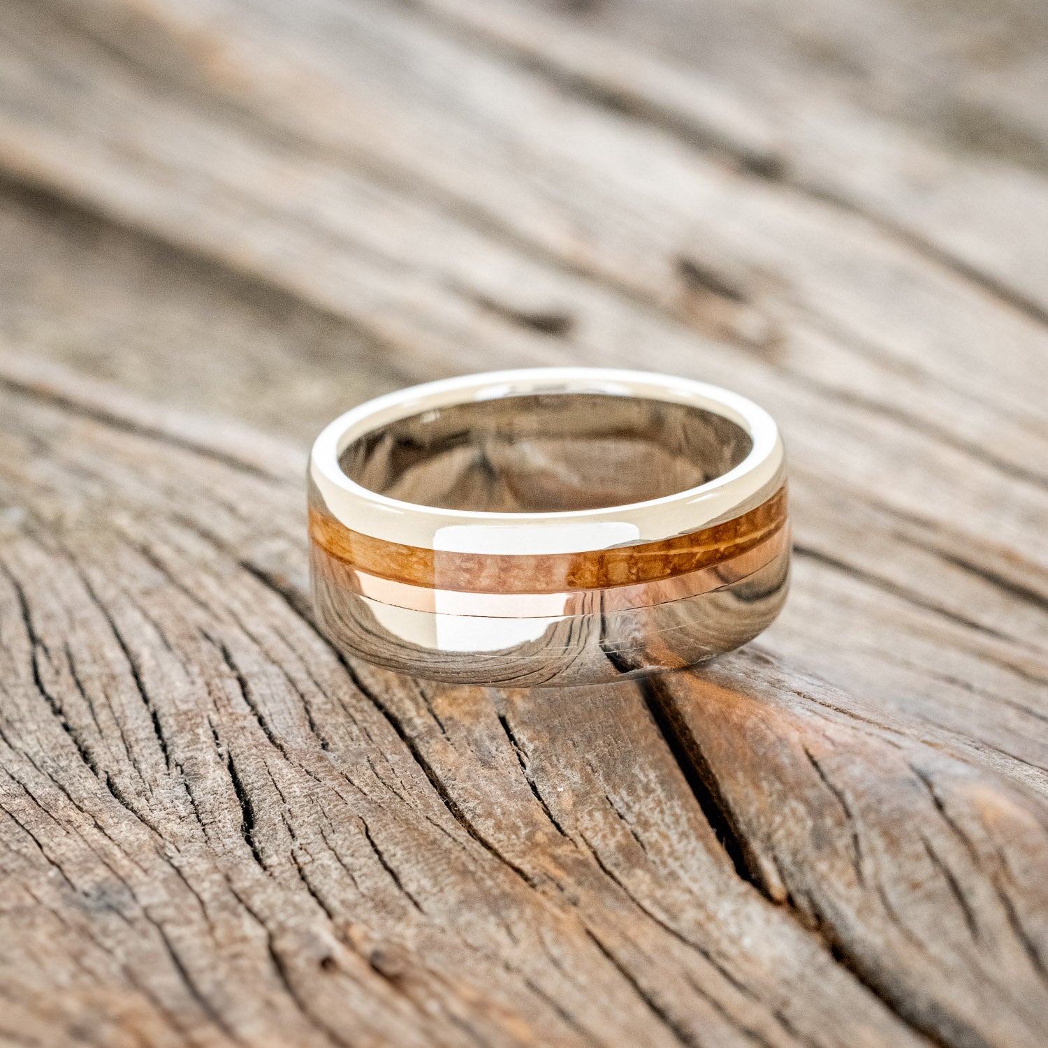 "CASTOR" - WHISKEY BARREL OAK & A 14K GOLD INLAY WEDDING RING-3