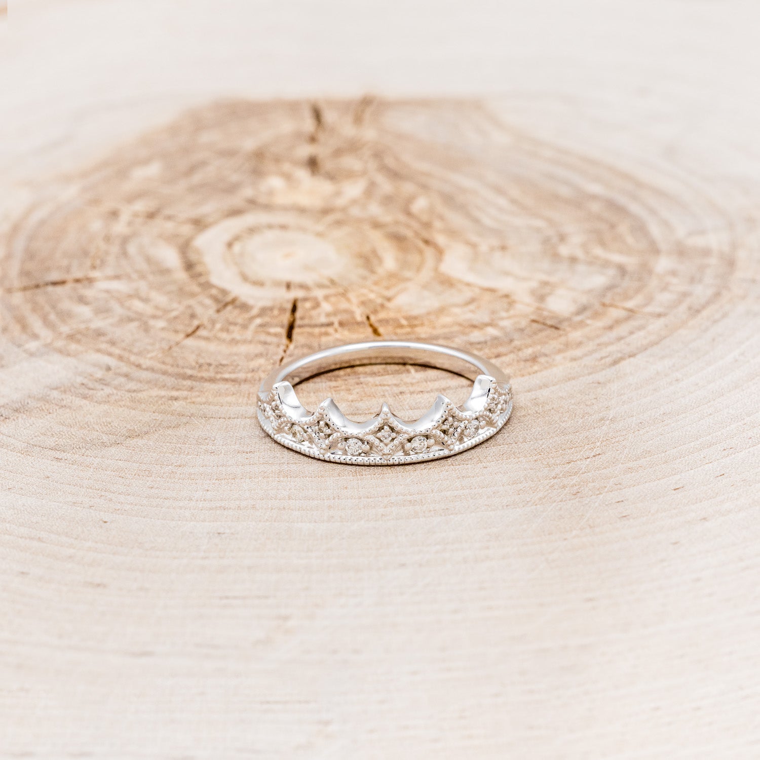 CROWN INSPIRD DIAMOND RING-10