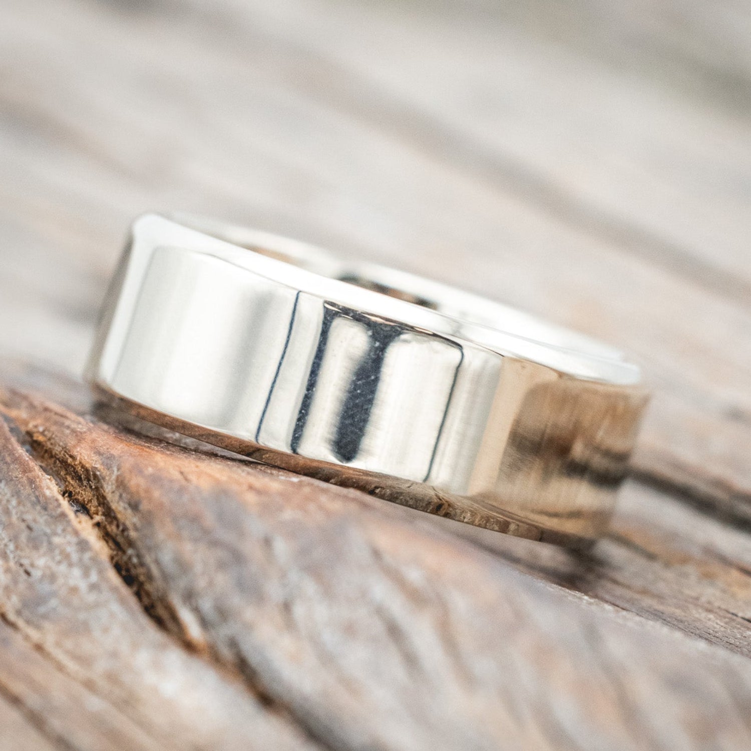 CRUSHED MOSS AGATE LINED WEDDING BAND-Staghead Designs