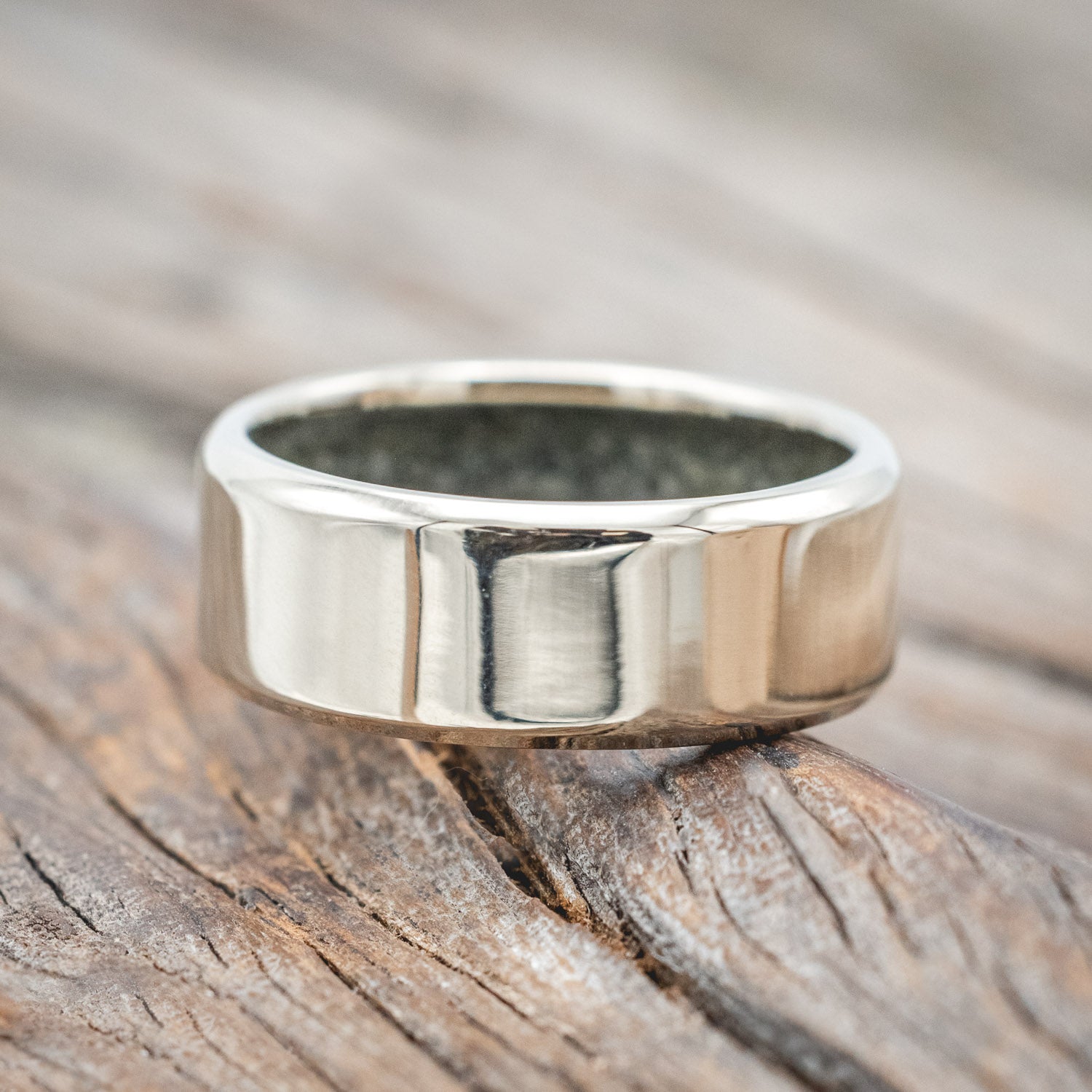 CRUSHED MOSS AGATE LINED WEDDING BAND-Staghead Designs