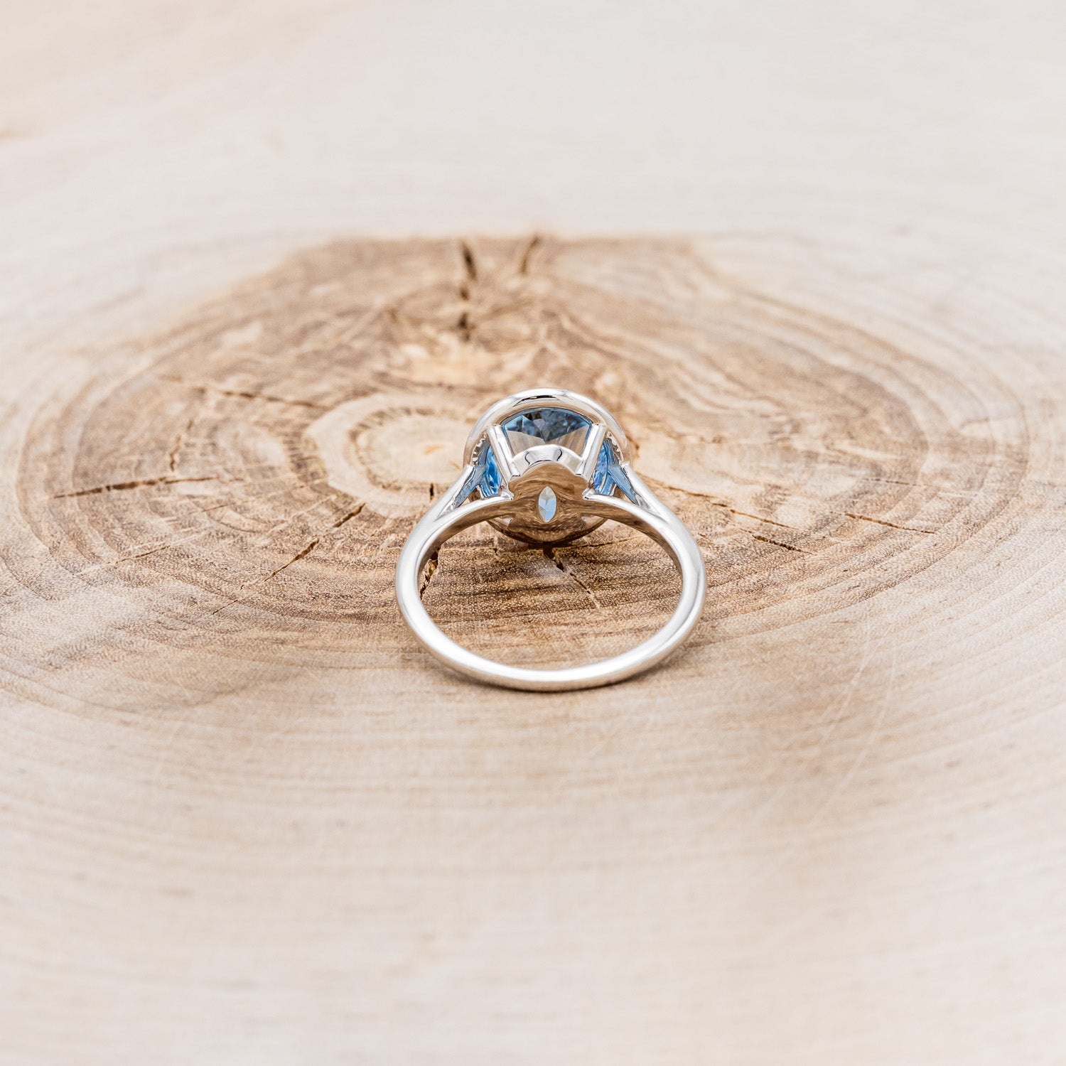 "ELITE" - OVAL AQUAMARINE ENGAGEMENT RING WITH DIAMOND HALO-5