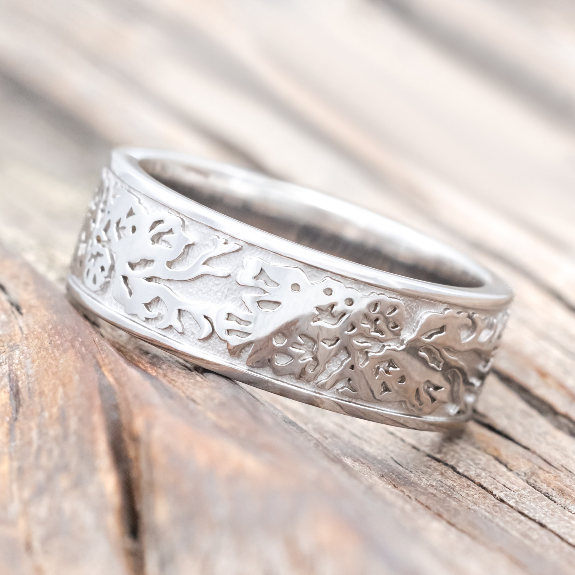 "EUREKA" - CUSTOM ENGRAVED WEDDING BAND FEATURING CALIFORNIA POPPIES-Staghead Designs
