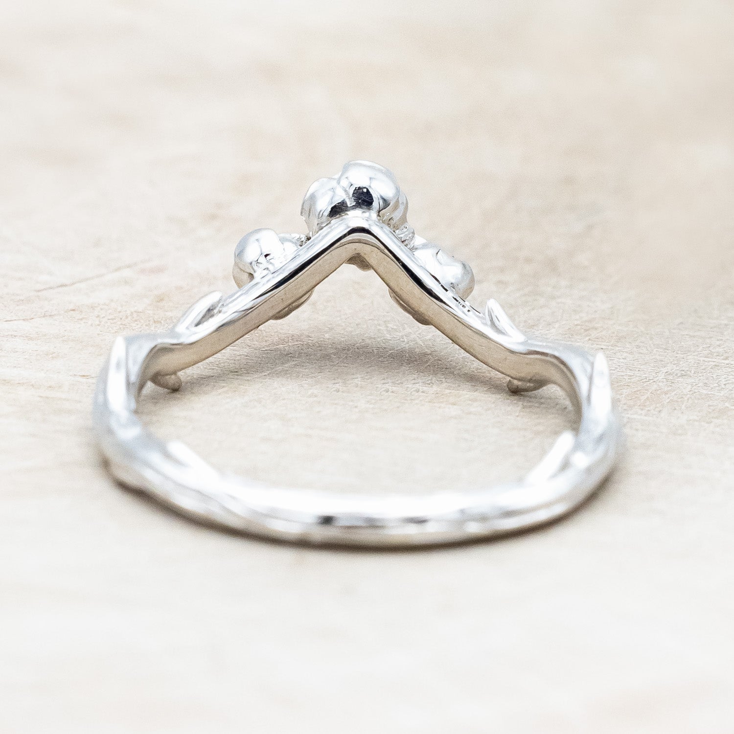 Floral Inspired Women's Tracer