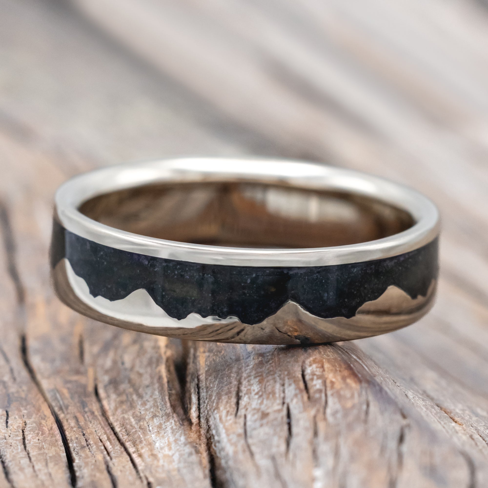"HELIOS" - CRUSHED MOSS AGATE MOUNTAIN RANGE WEDDING BAND-Staghead Designs