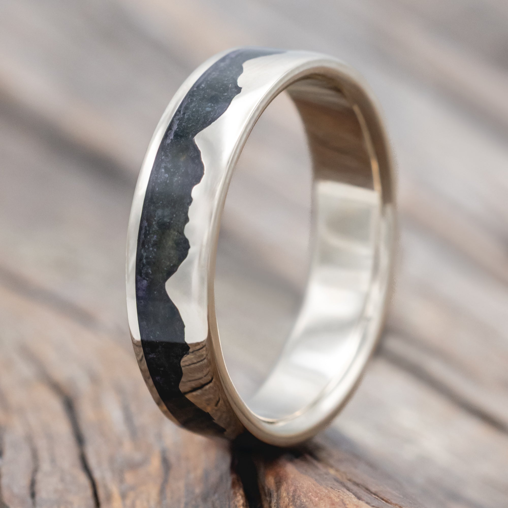 "HELIOS" - CRUSHED MOSS AGATE MOUNTAIN RANGE WEDDING BAND-Staghead Designs