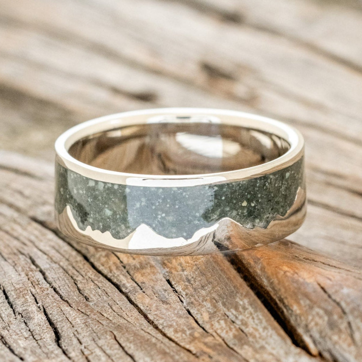 "HELIOS" - CRUSHED MOSS AGATE MOUNTAIN RANGE WEDDING BAND-3