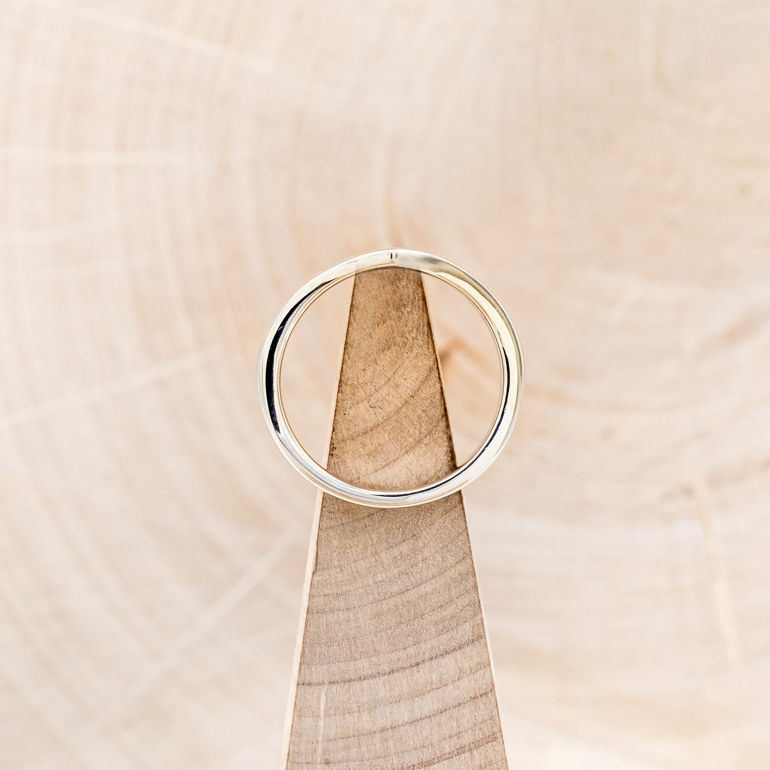 "KIDA" - V-SHAPE STACKING WEDDING BAND WITH ANTLER INLAY-18