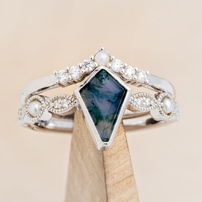 "BIANCA" - BRIDAL SUITE - KITE CUT MOSS AGATE ENGAGEMENT RING WITH PEARLS & DIAMOND ACCENTS-7