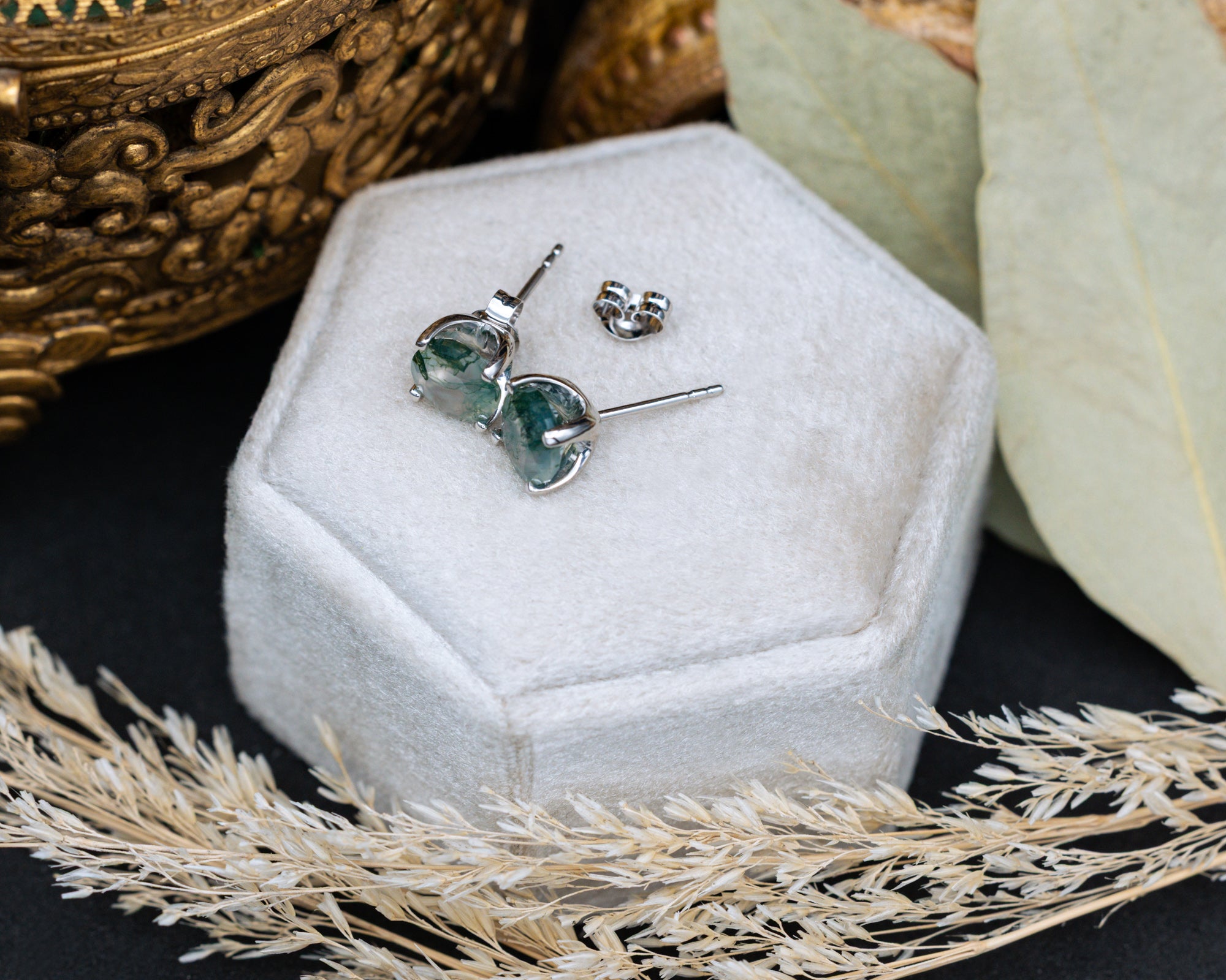 ROUND MOSS AGATE STUD EARRINGS IN 14K GOLD-Staghead Designs