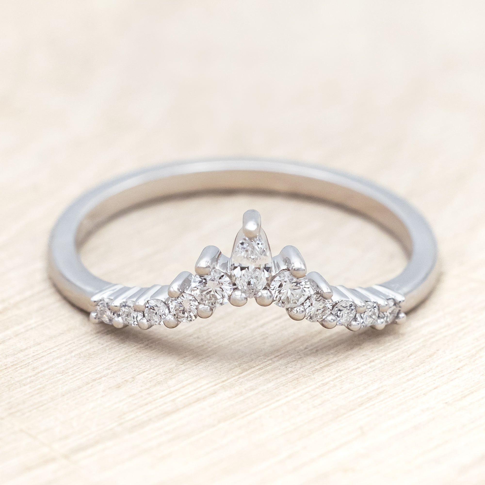 "SAGE" - 14K GOLD TRACER WITH DIAMOND ACCENTS-Staghead Designs