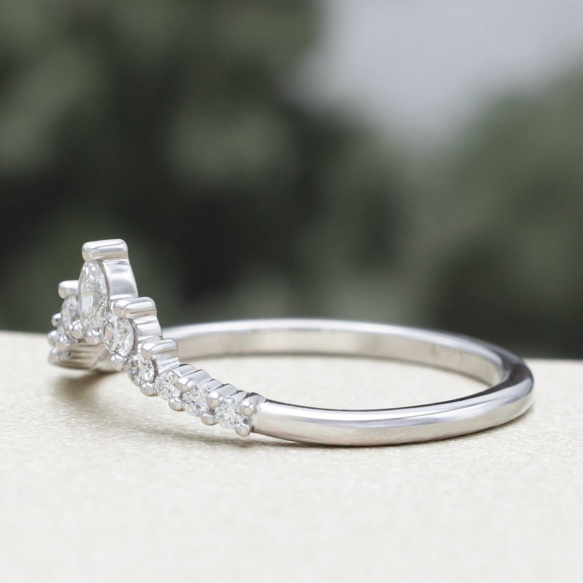 "SAGE" - 14K GOLD TRACER WITH DIAMOND ACCENTS-Staghead Designs